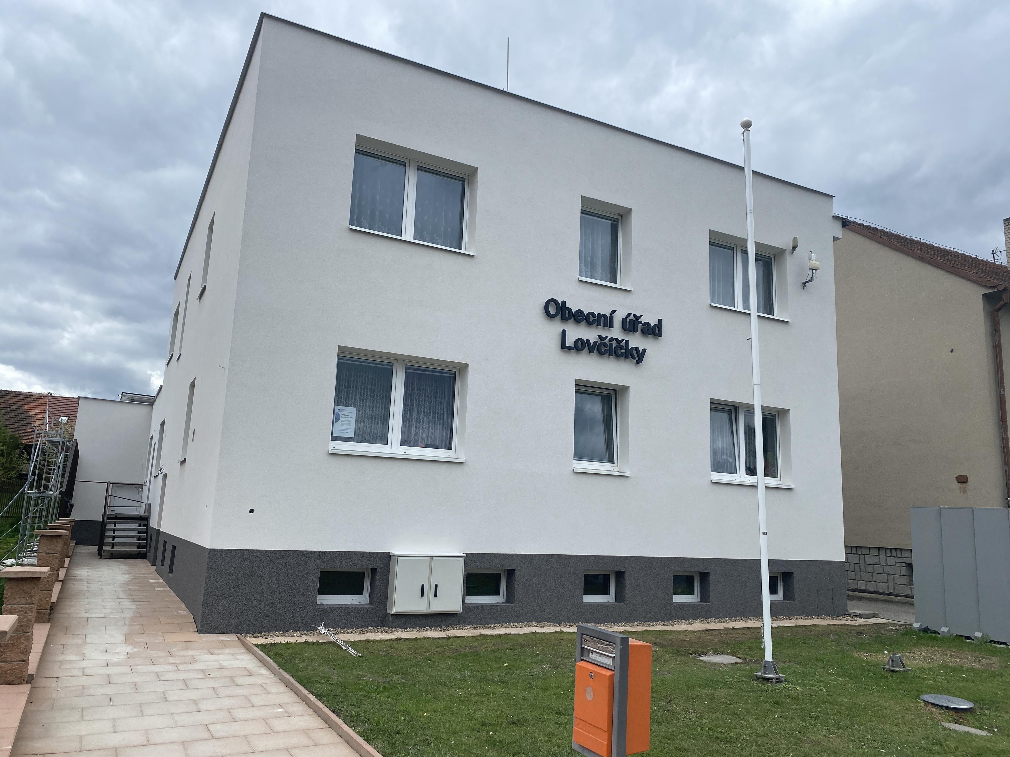 Lovčičky - obecní úřad