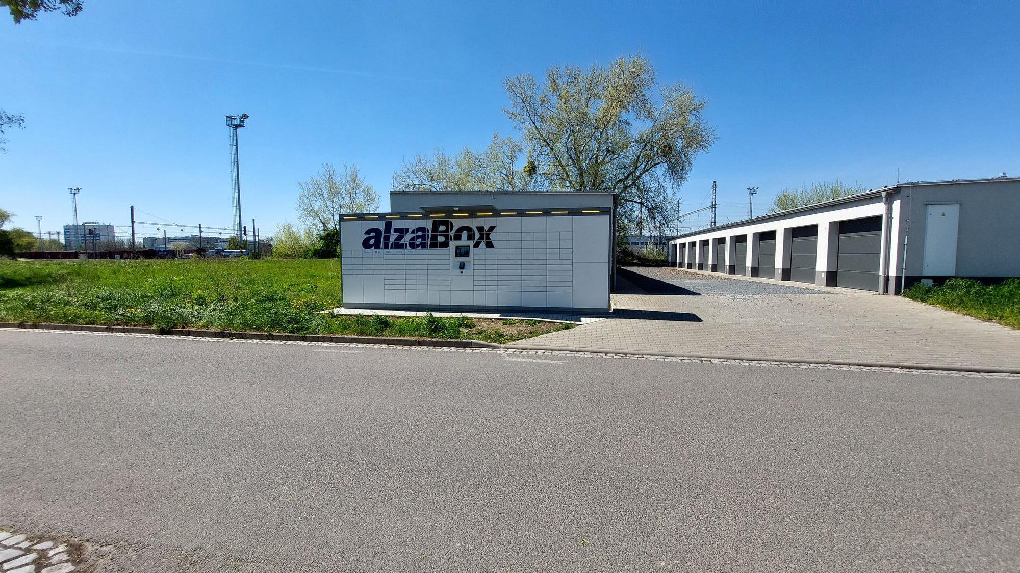 AlzaBox foto 2