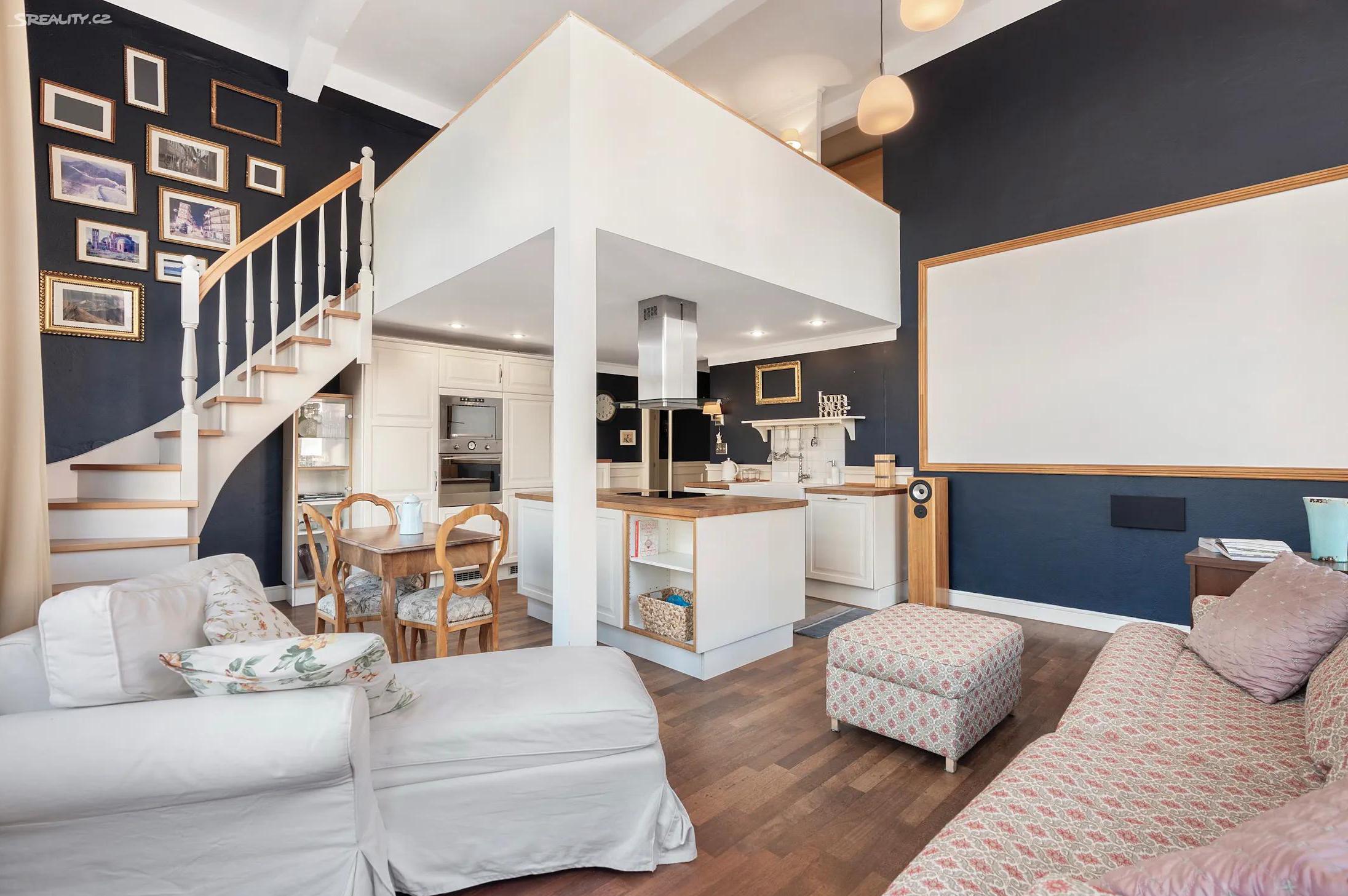 Pronájem bytu 2+kk - Novákových, Praha - Libeň