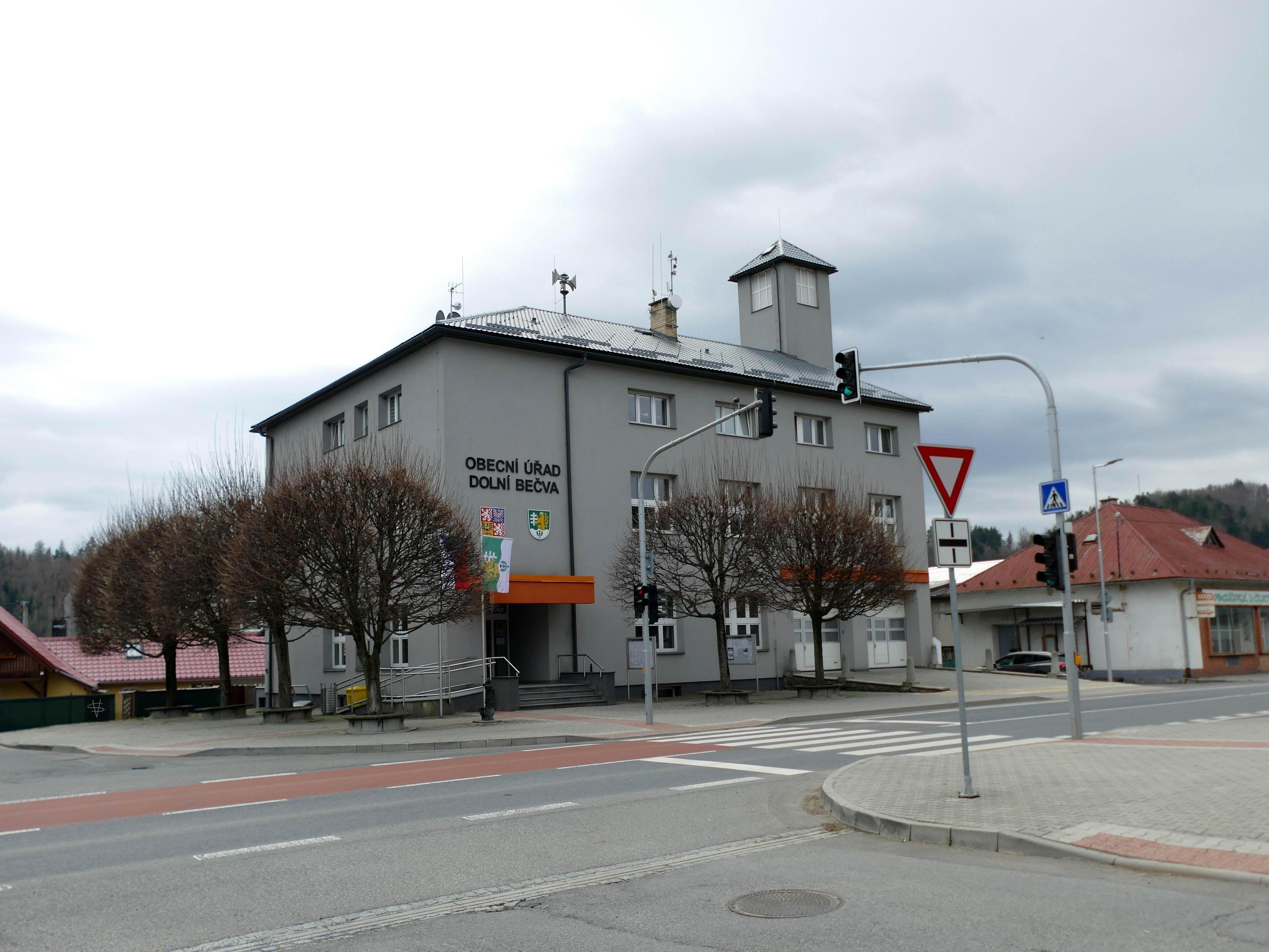 Dolní Bečva - obecní úřad foto 2