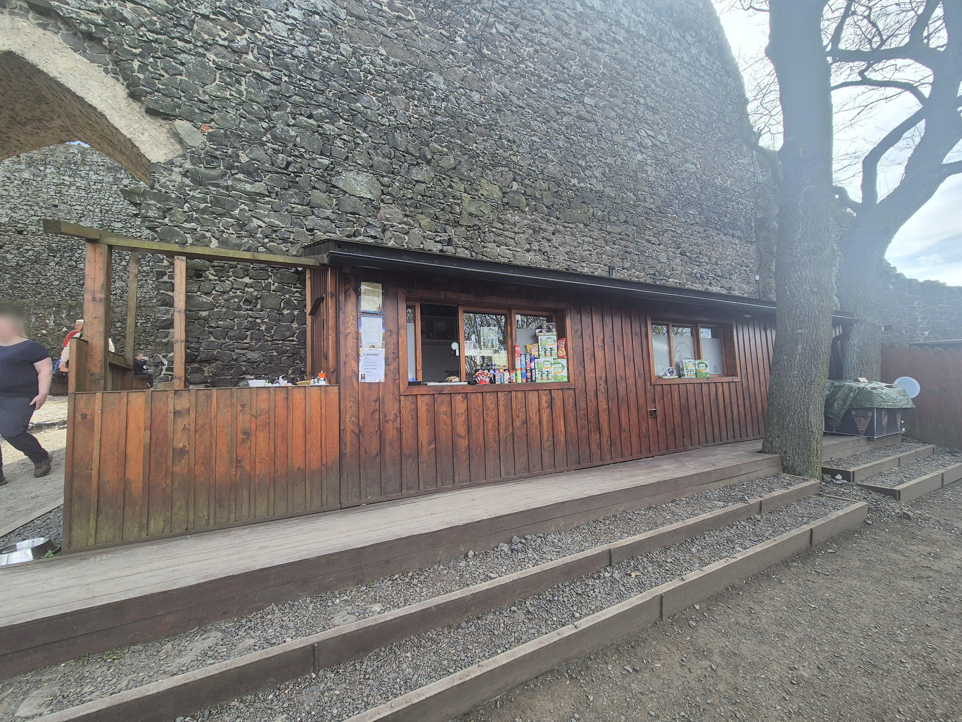 Hradní Kiosek Trosky