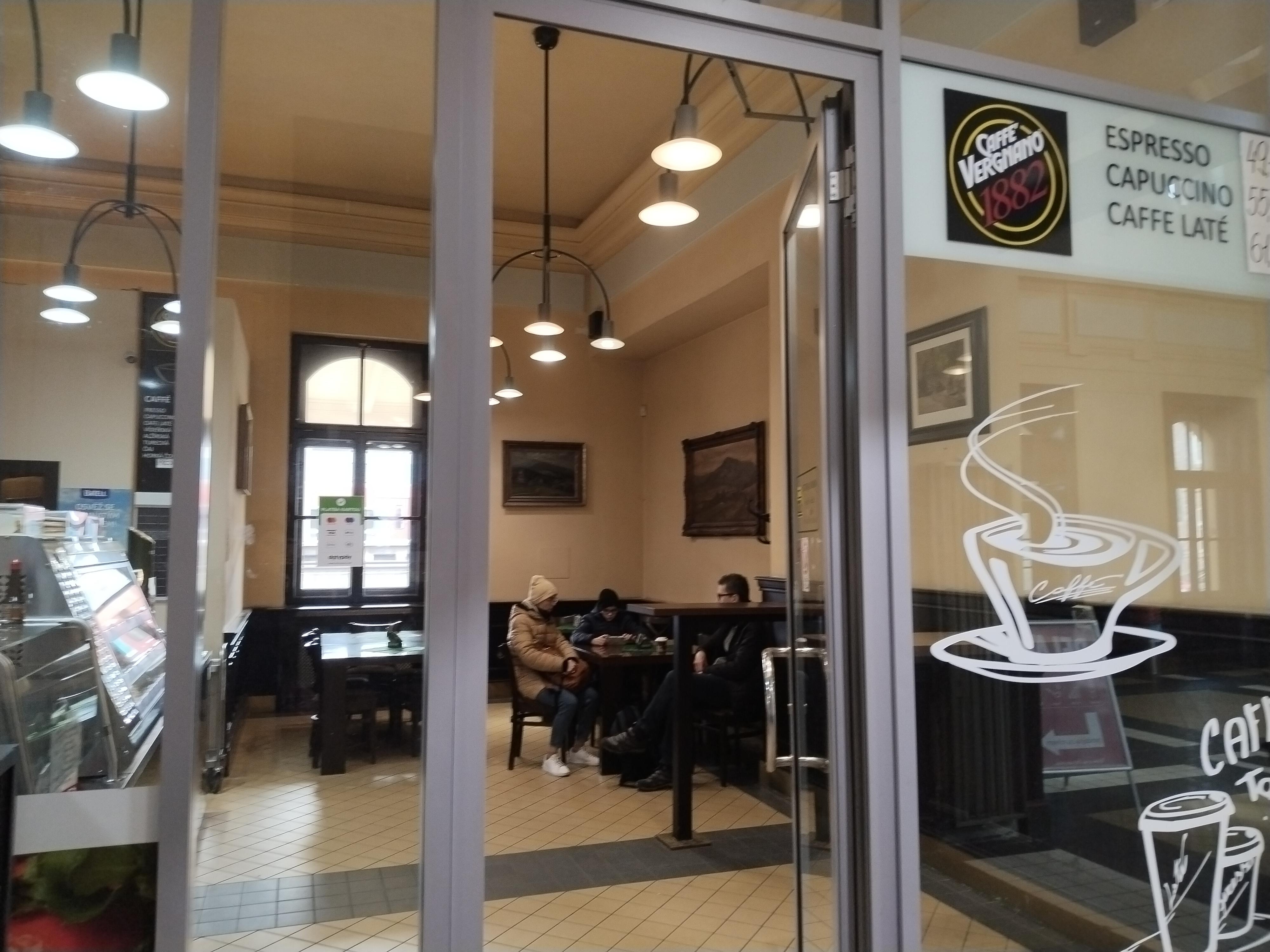 Nádražní restaurace foto 5
