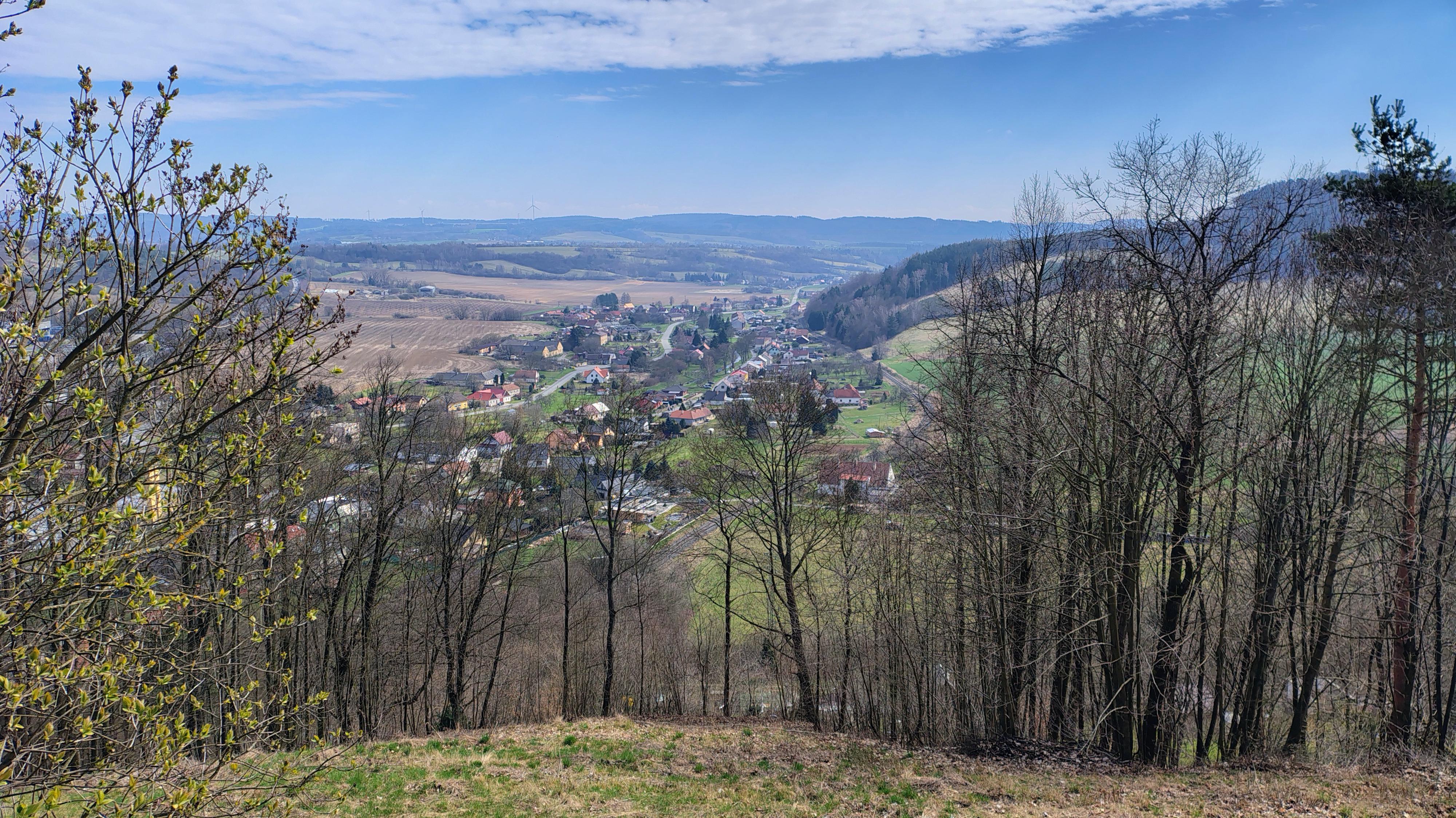 Linhartice - obecní úřad foto 2