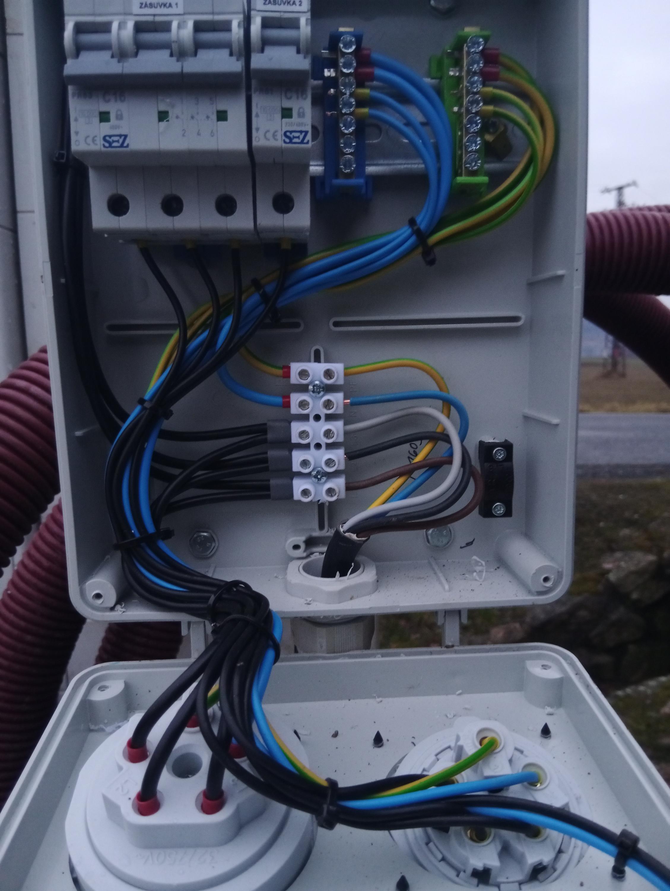 Augusta - Domovní instalace foto 2