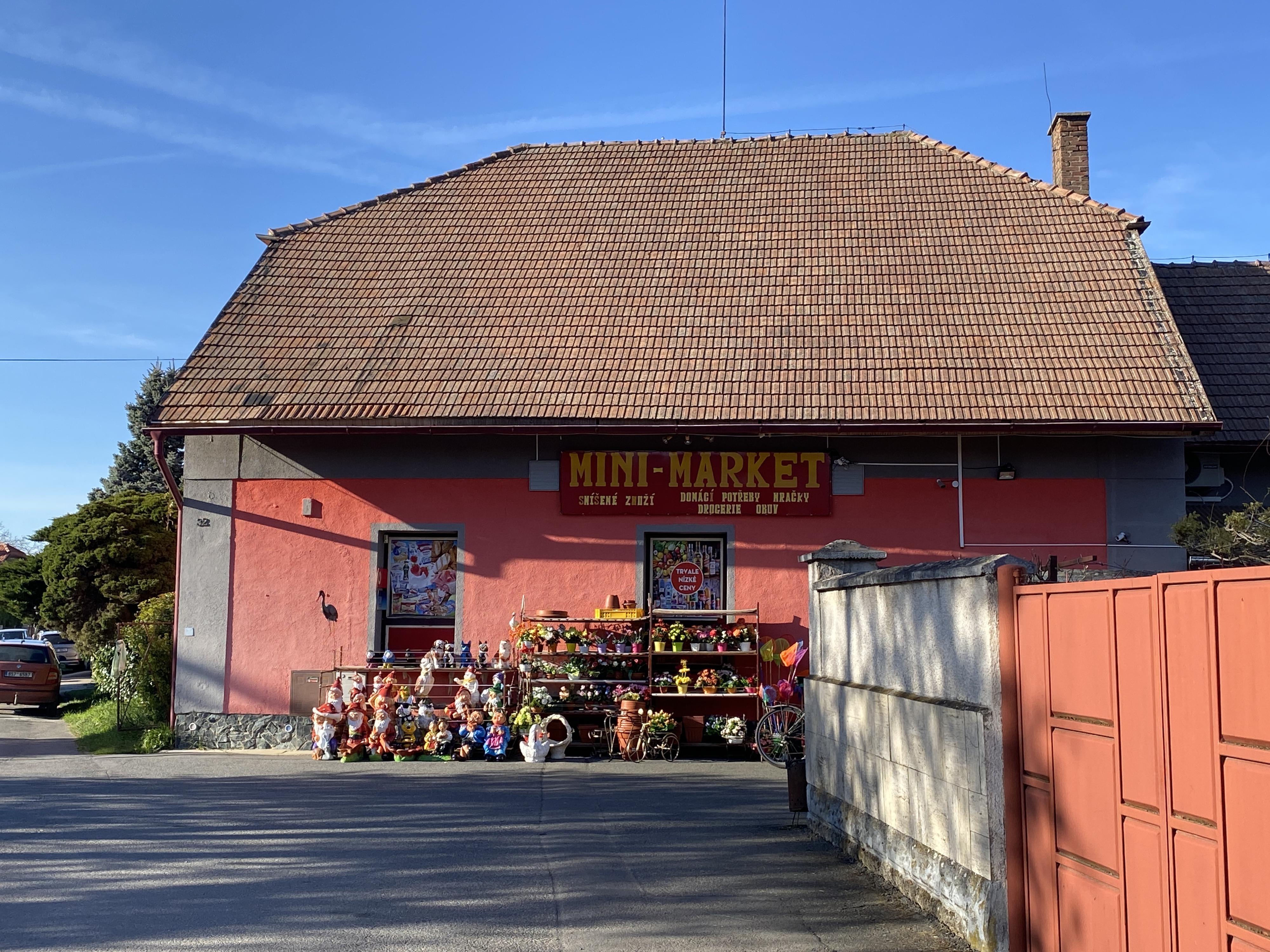 Mini Market foto 2