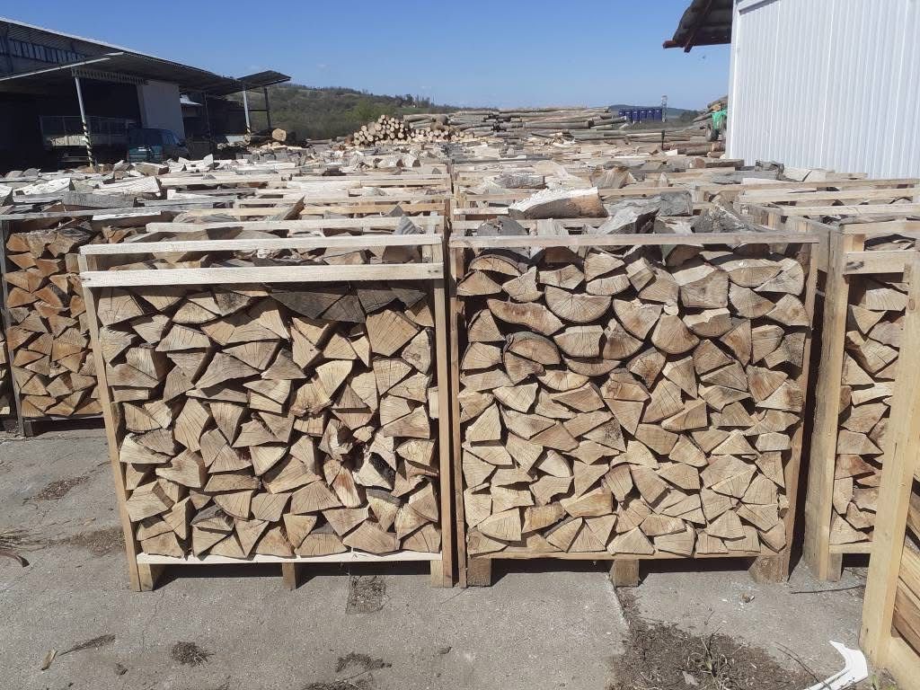 Prodej palivového dřeva a kulatiny foto 2