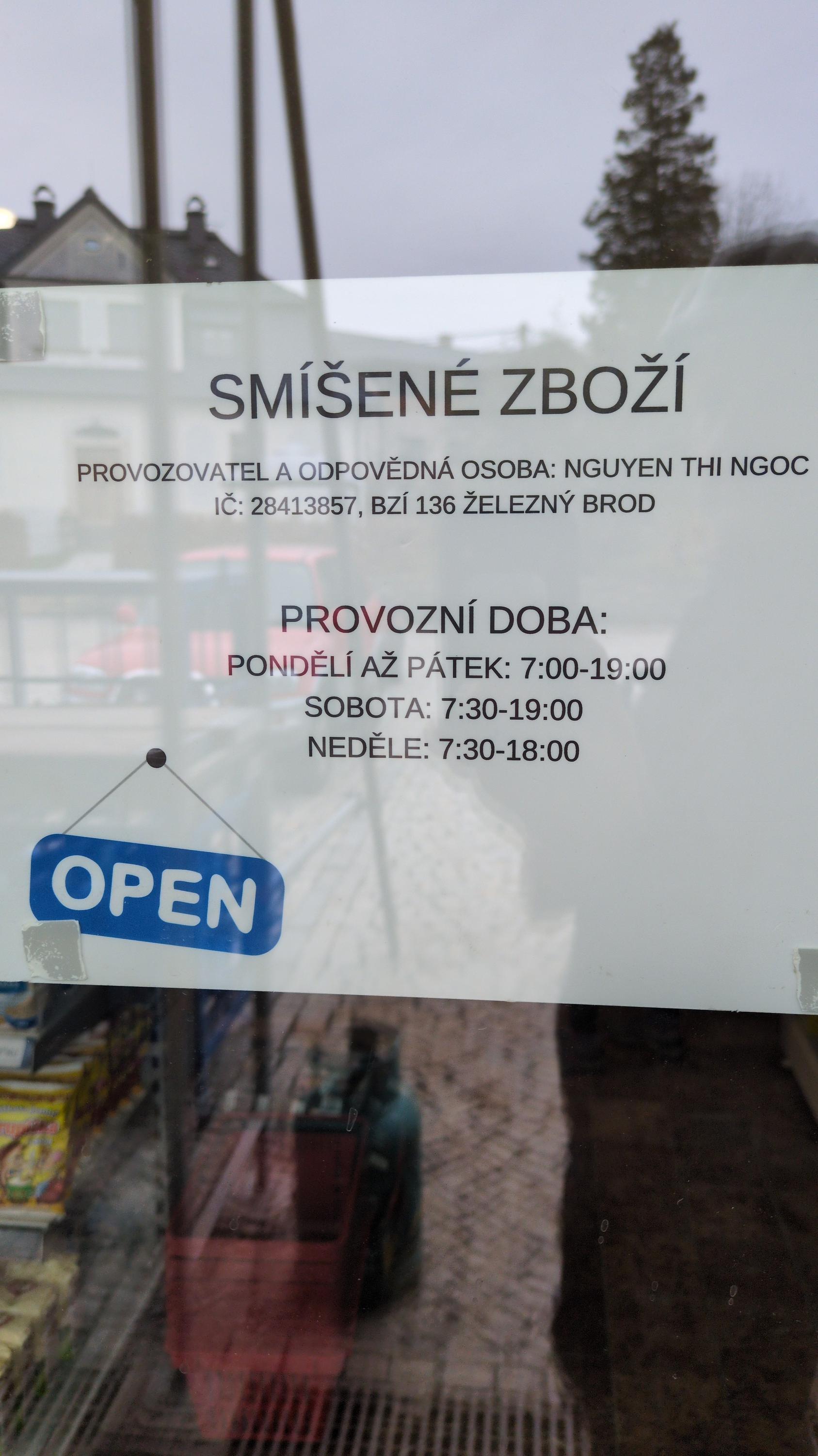 Smíšené zboží Bzí foto 2