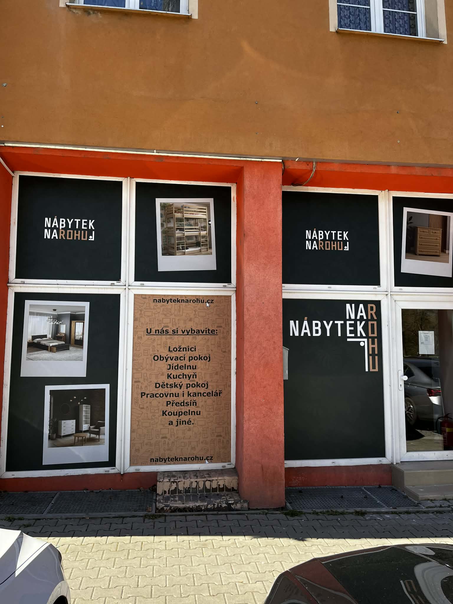 Nábytek NAROHU foto 2