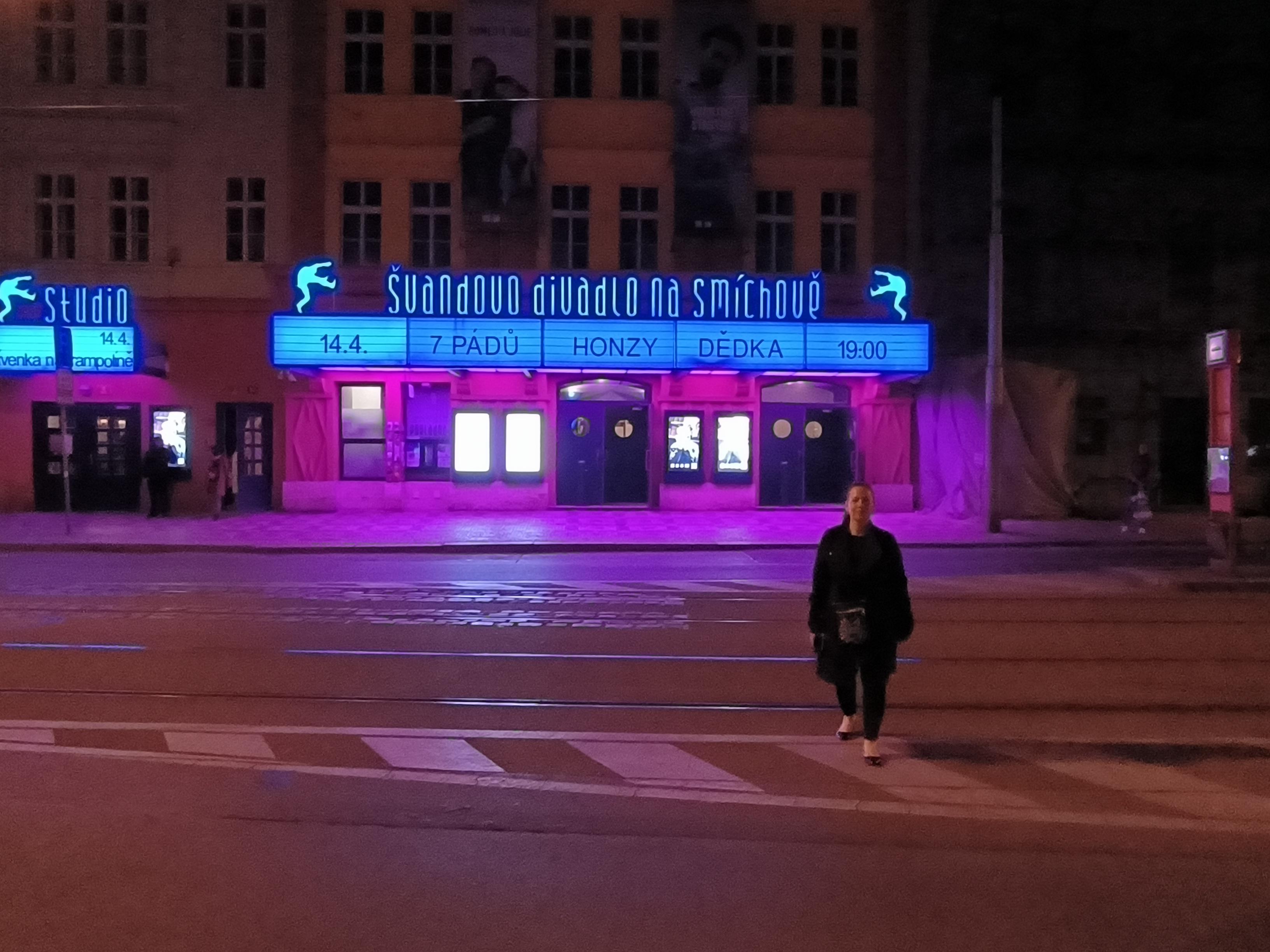 Švandovo divadlo na Smíchově foto 4