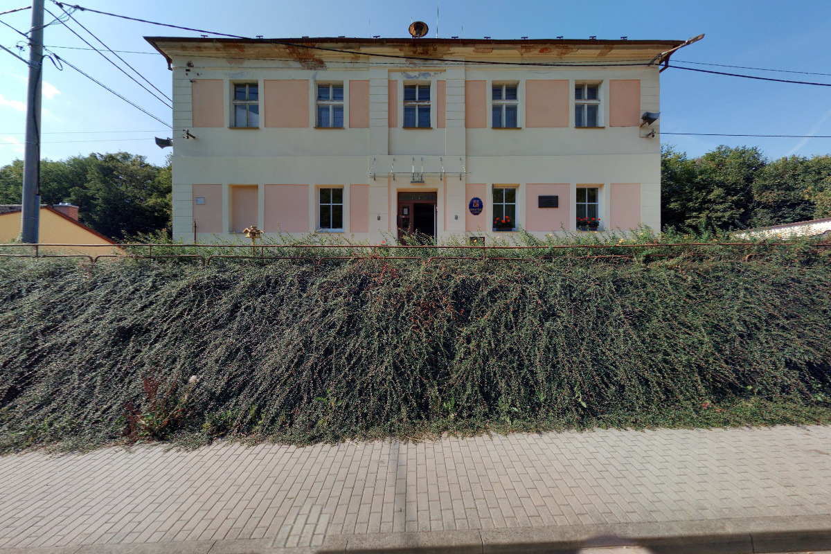Hromnice - obecní úřad foto 4