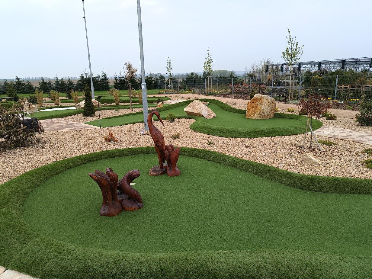 Adventure Golf Park - Zahradnictví Bratronice foto 4