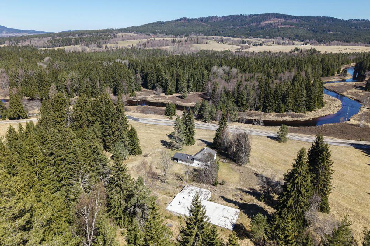 Exkluzivní nabídka mimořádného pozemku na Šumavě