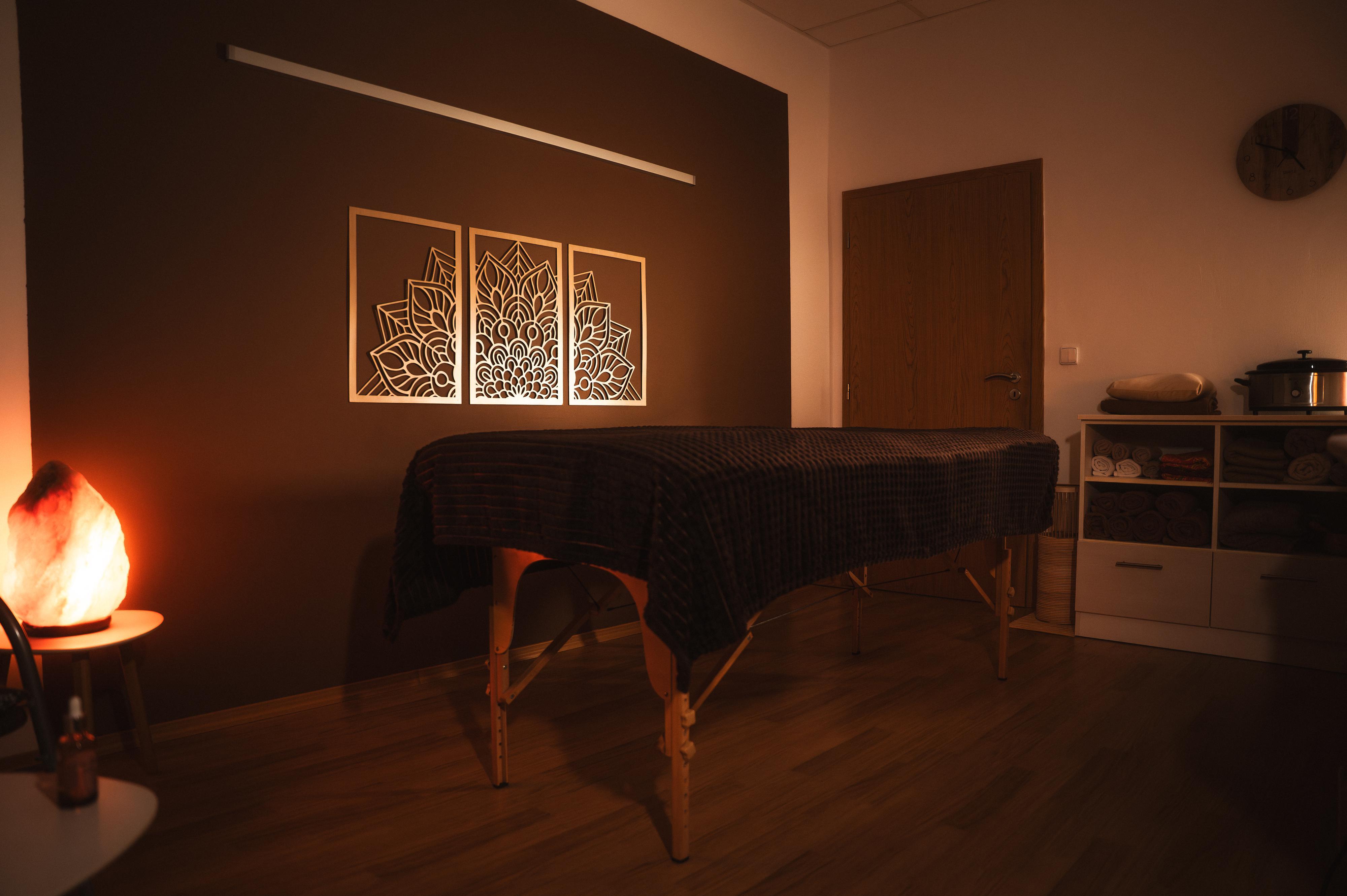 Masáže pro ženy - Monika