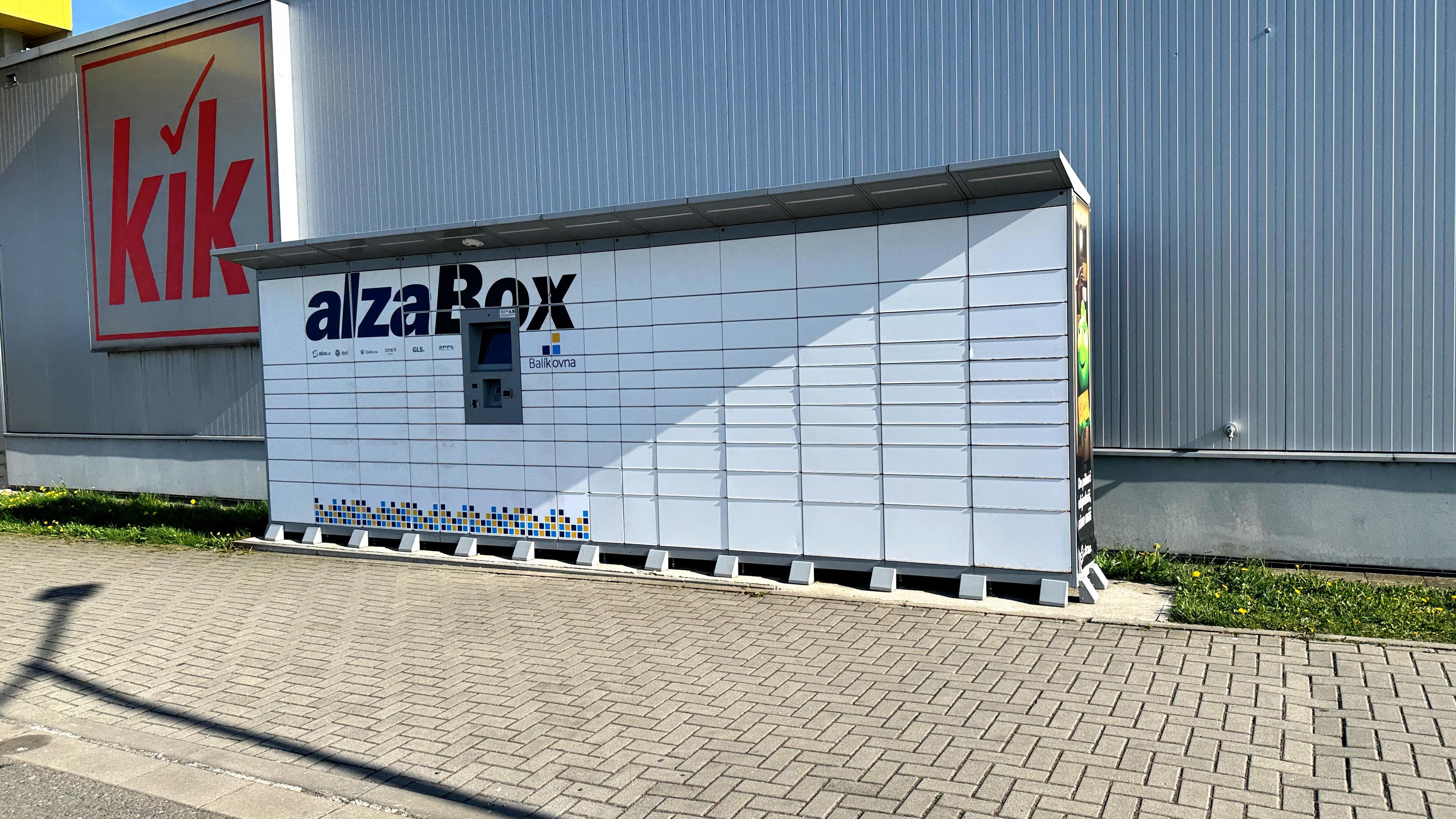 AlzaBox