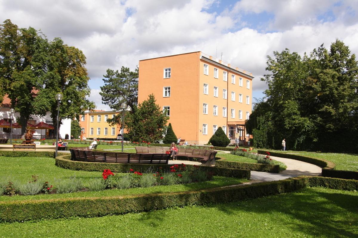 Lázeňský dům Mánes **