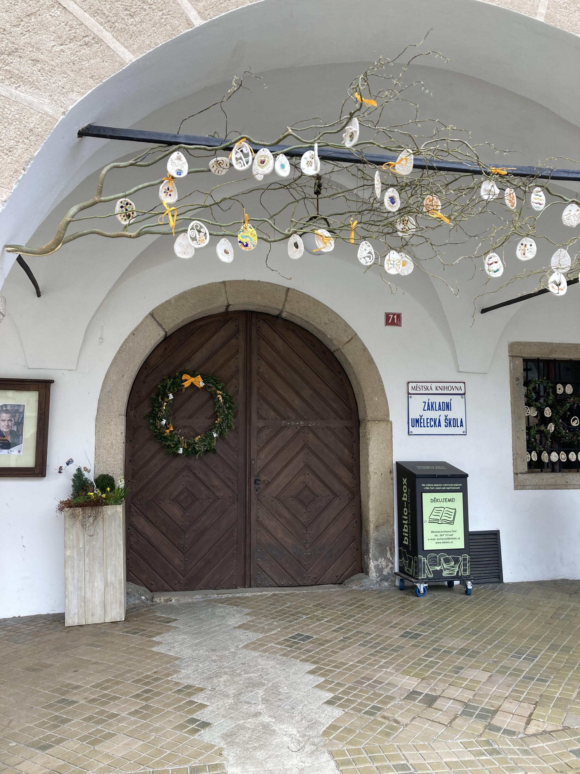 Městská knihovna v Telči foto 2