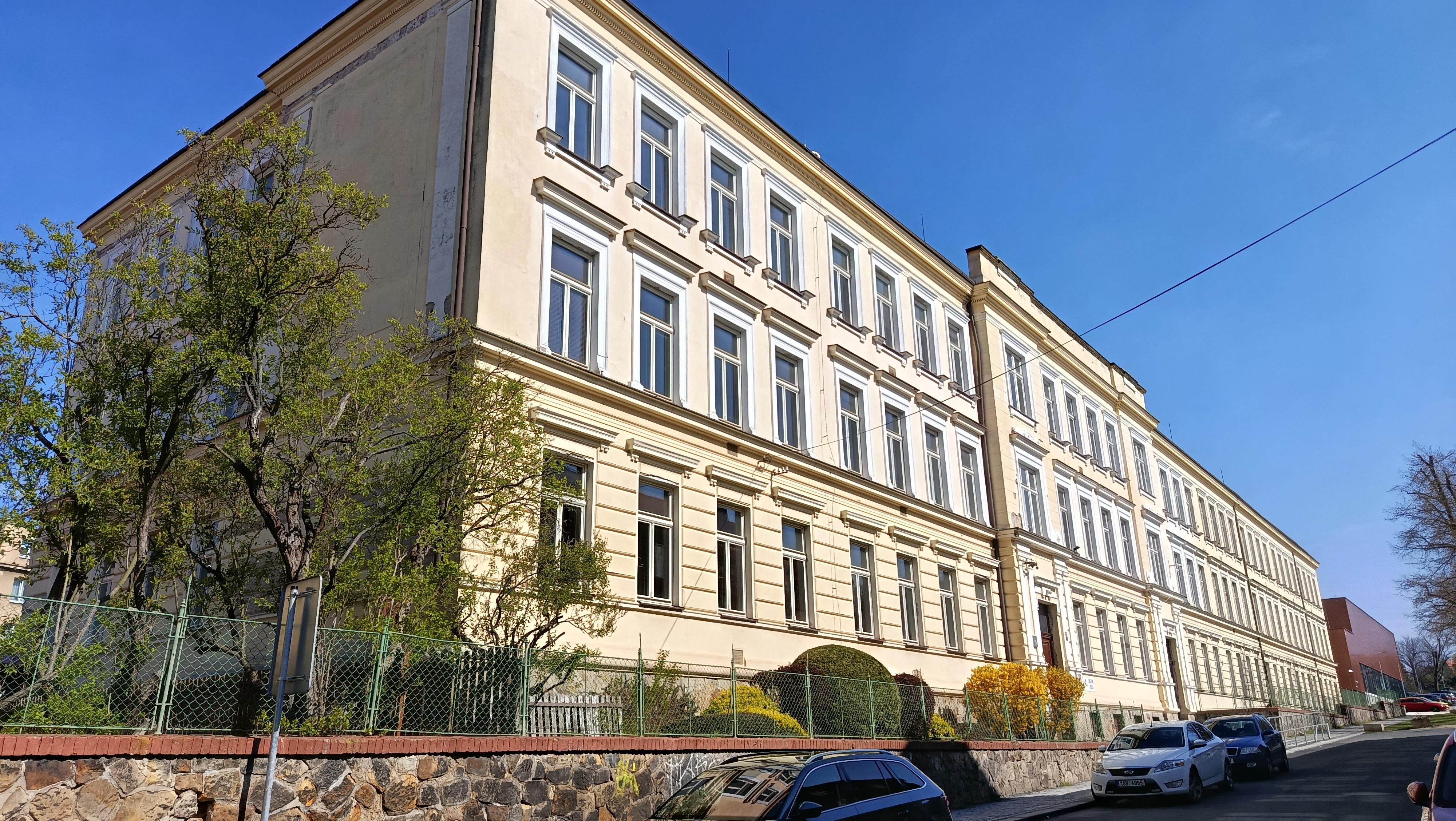 ZŠ Brandýs n.L. - St. Boleslav, Palachova foto 2