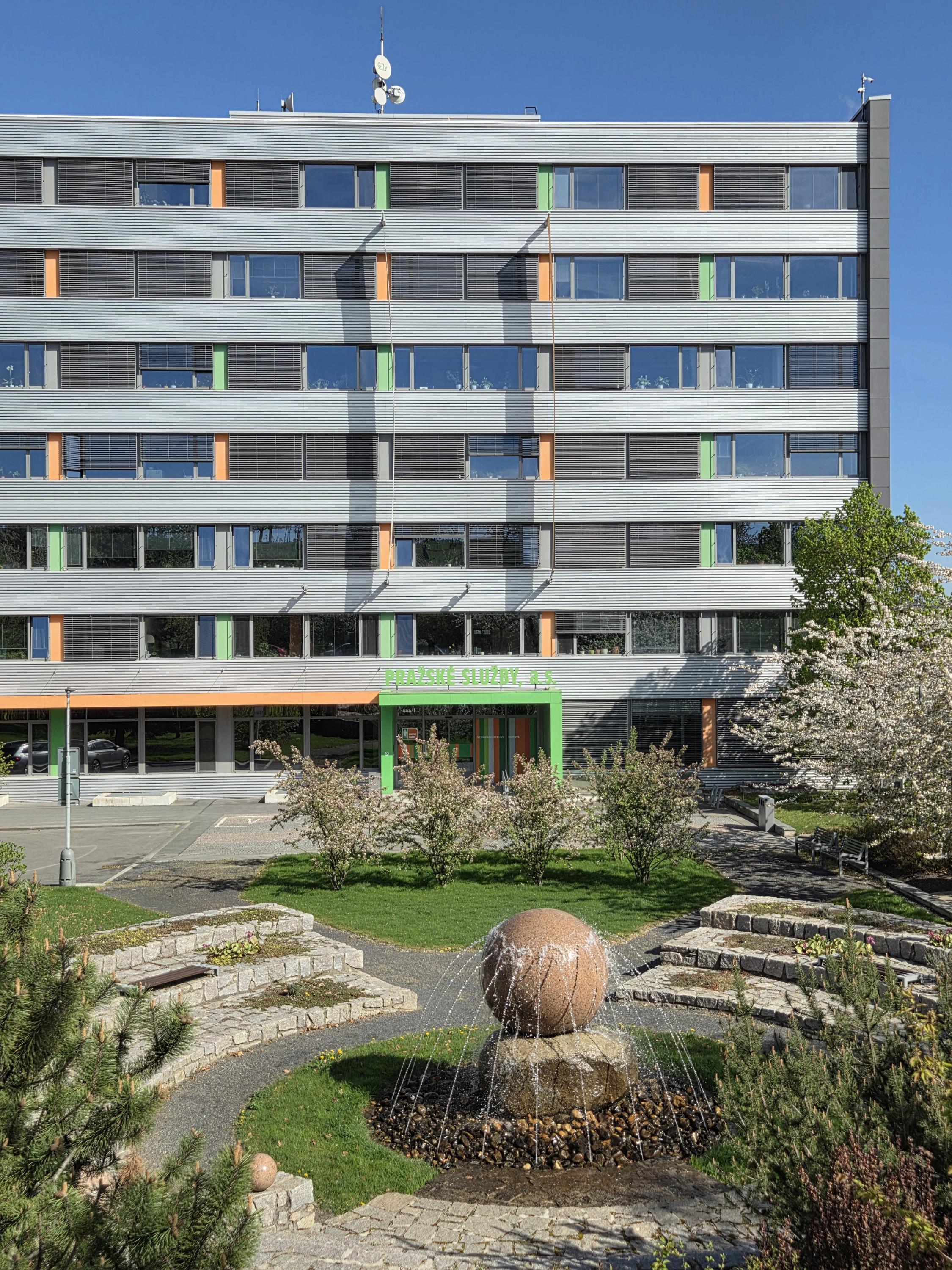 Pražské služby - Čištění a údržba komunikací foto 2