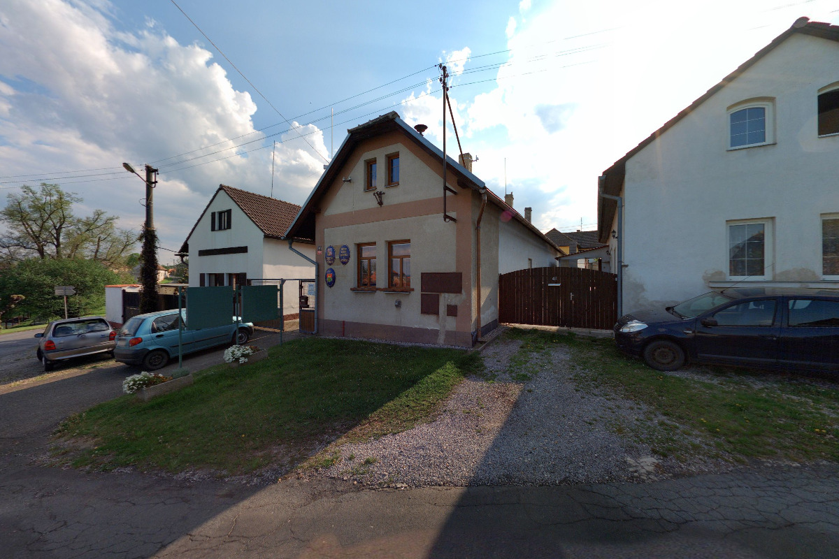 Chlustina - obecní úřad