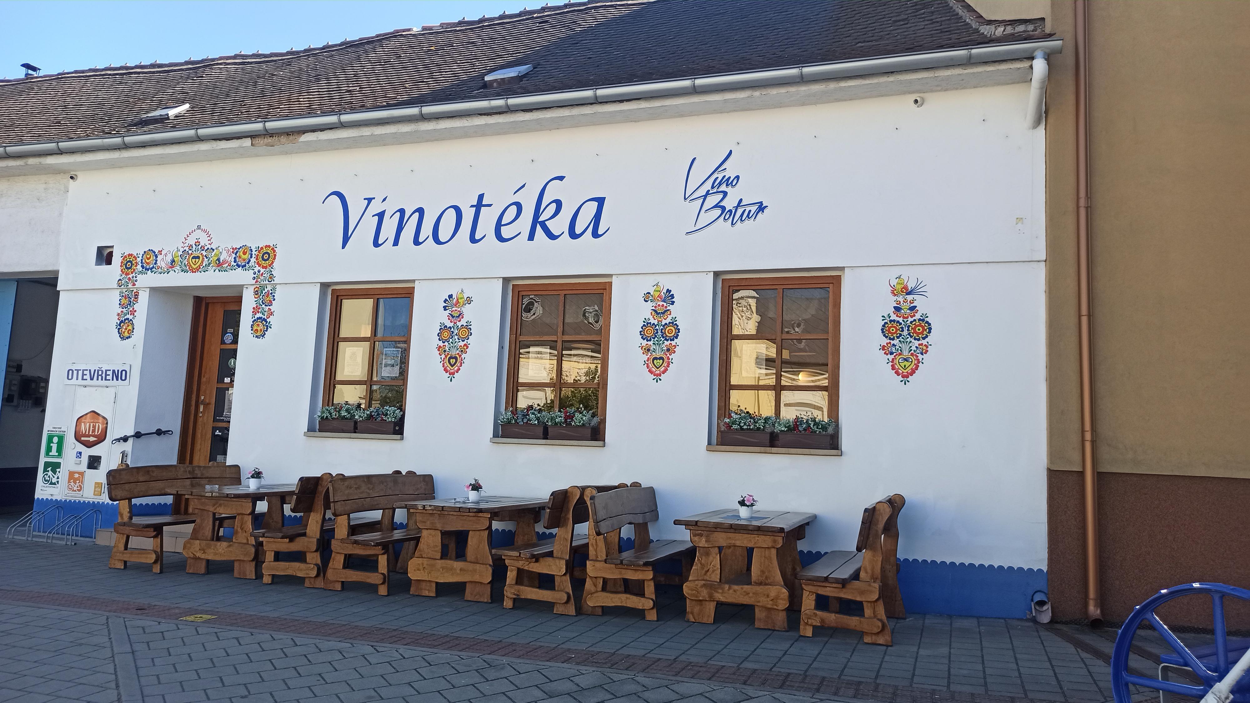Vinotéka Botur foto 5