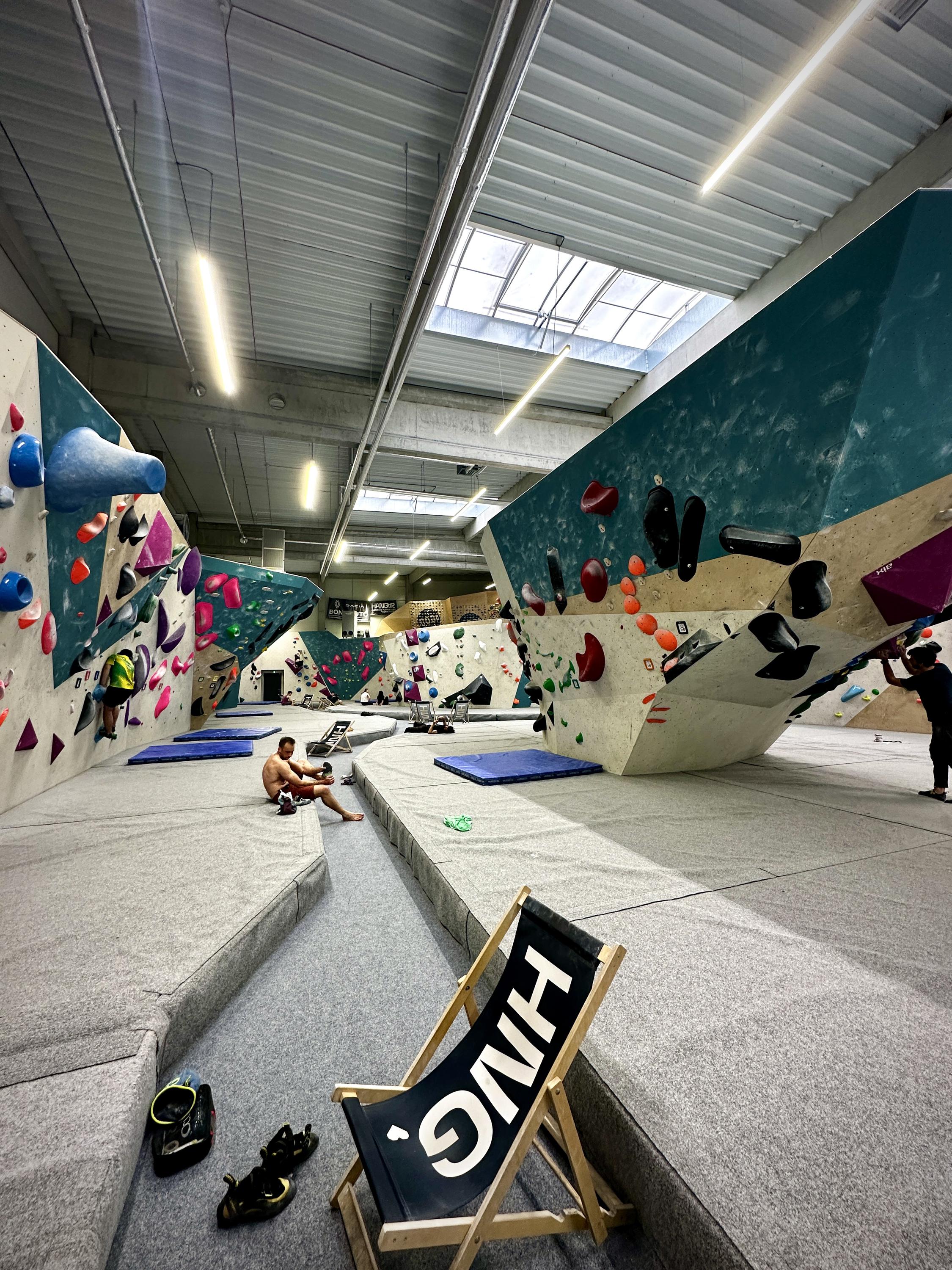 HANGAR climbing playground by Adam Ondra foto 2