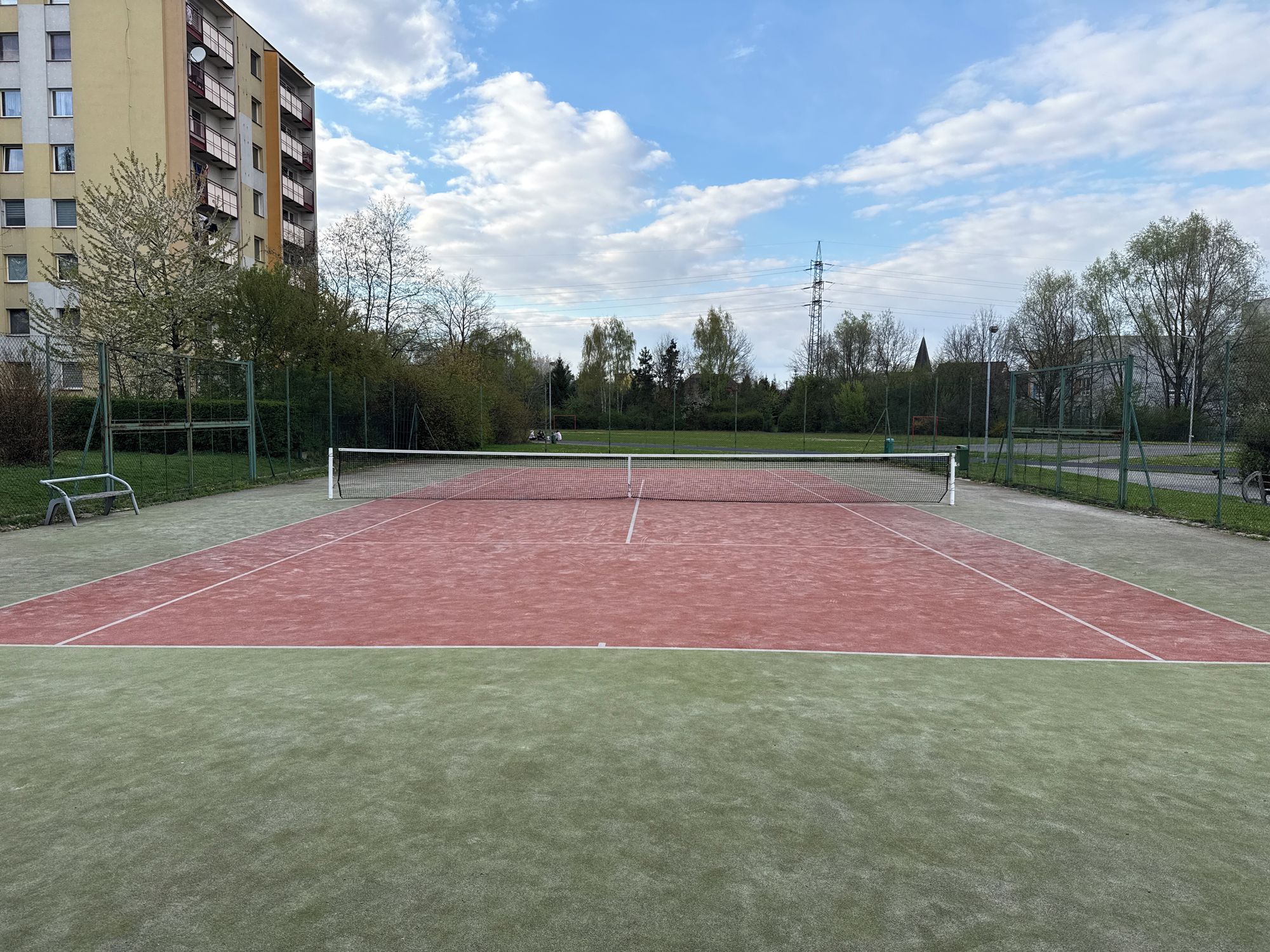 Tenisový kurt Ladova foto 1
