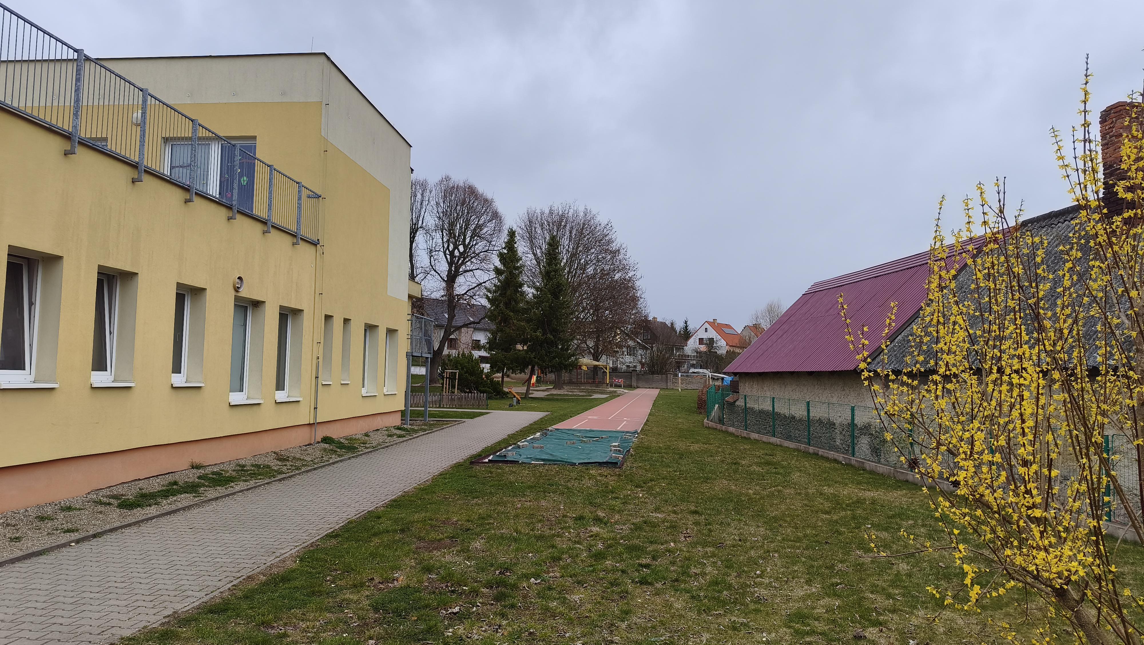 MŠ Klobuky foto 3
