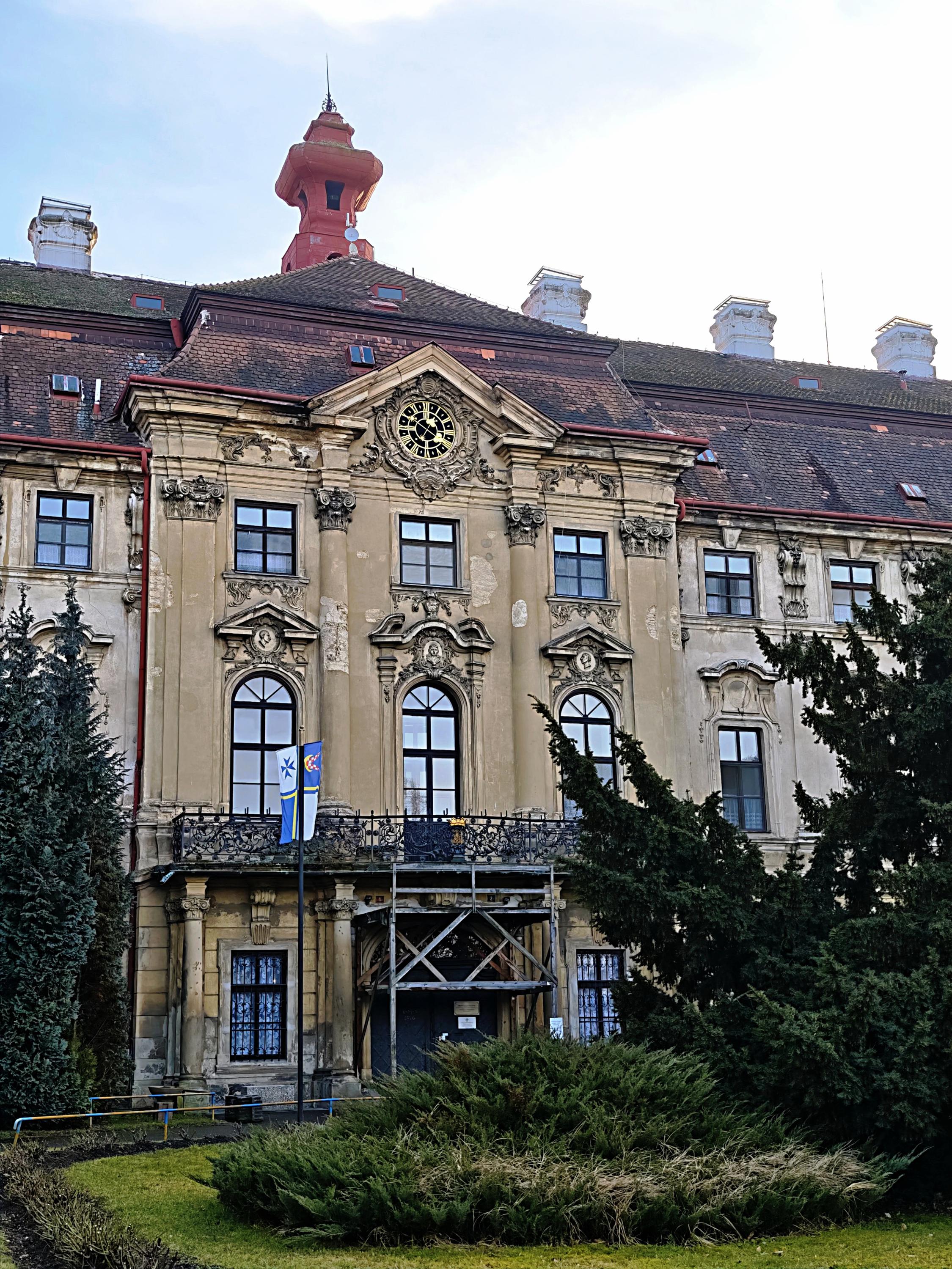 Zámek Měšice foto 2