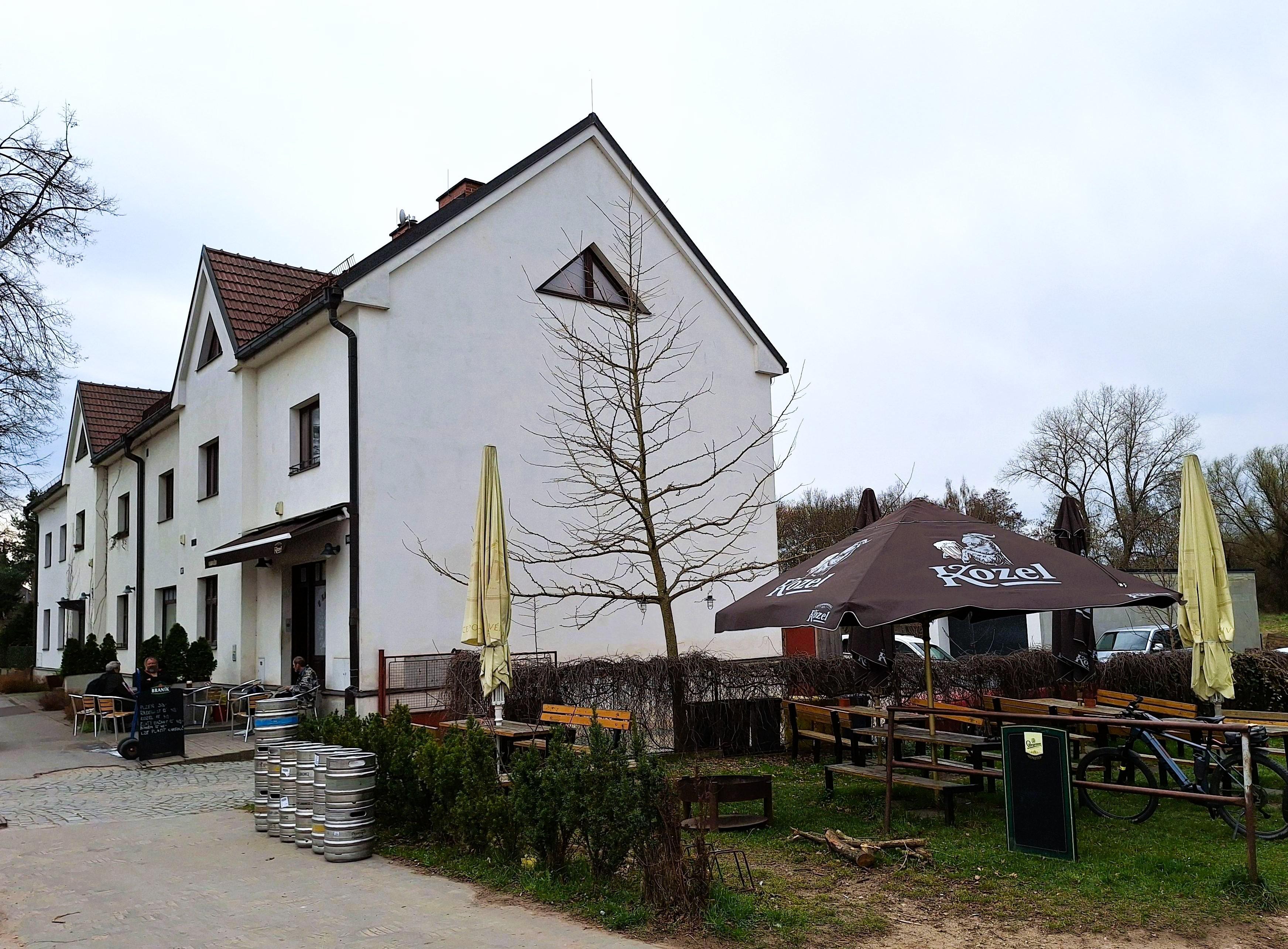 Restaurace U kapličky