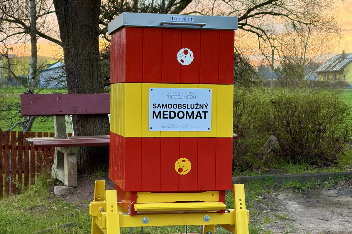 Medomat - Včelařství Lužná