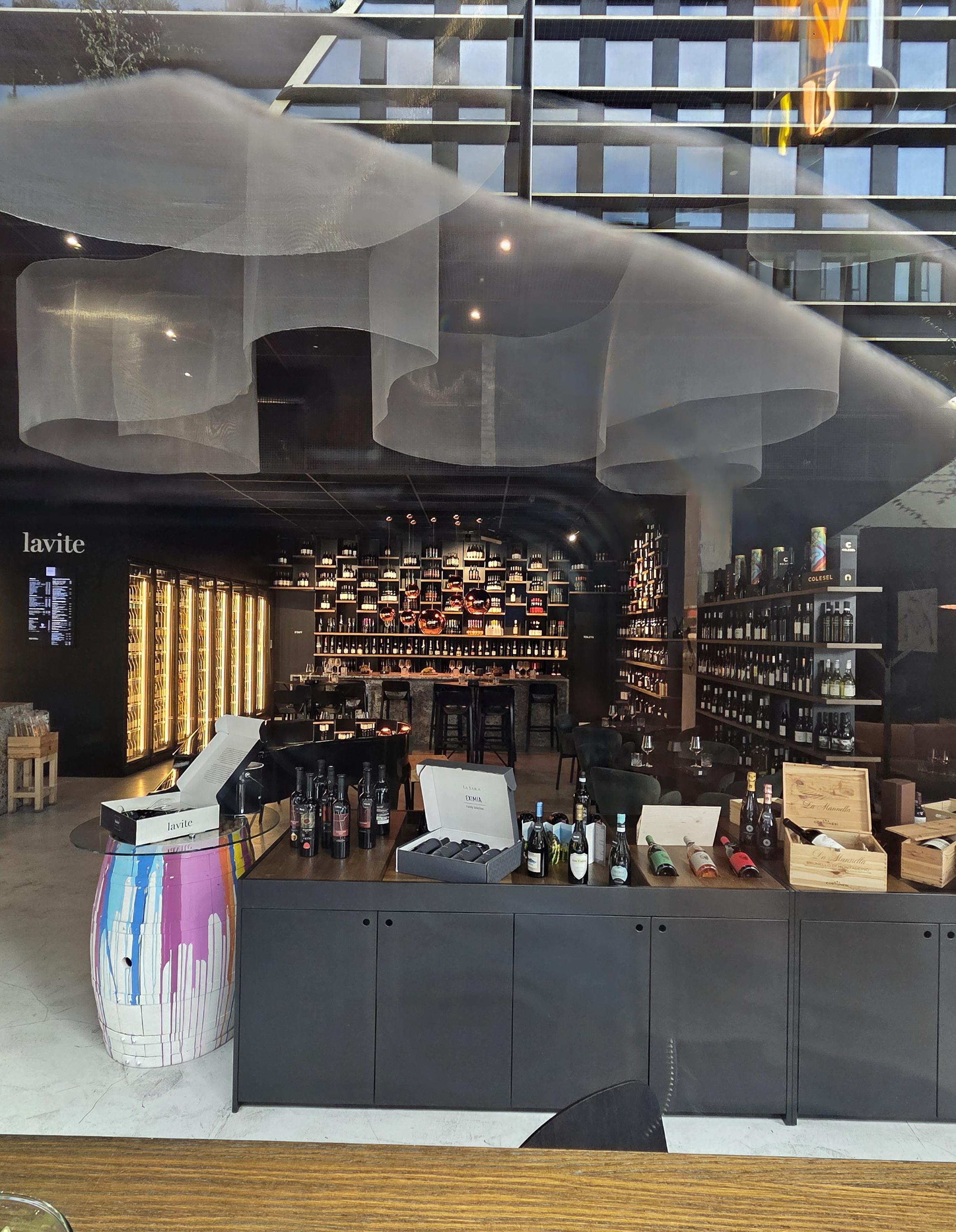 Wine & Food Lavite foto 4