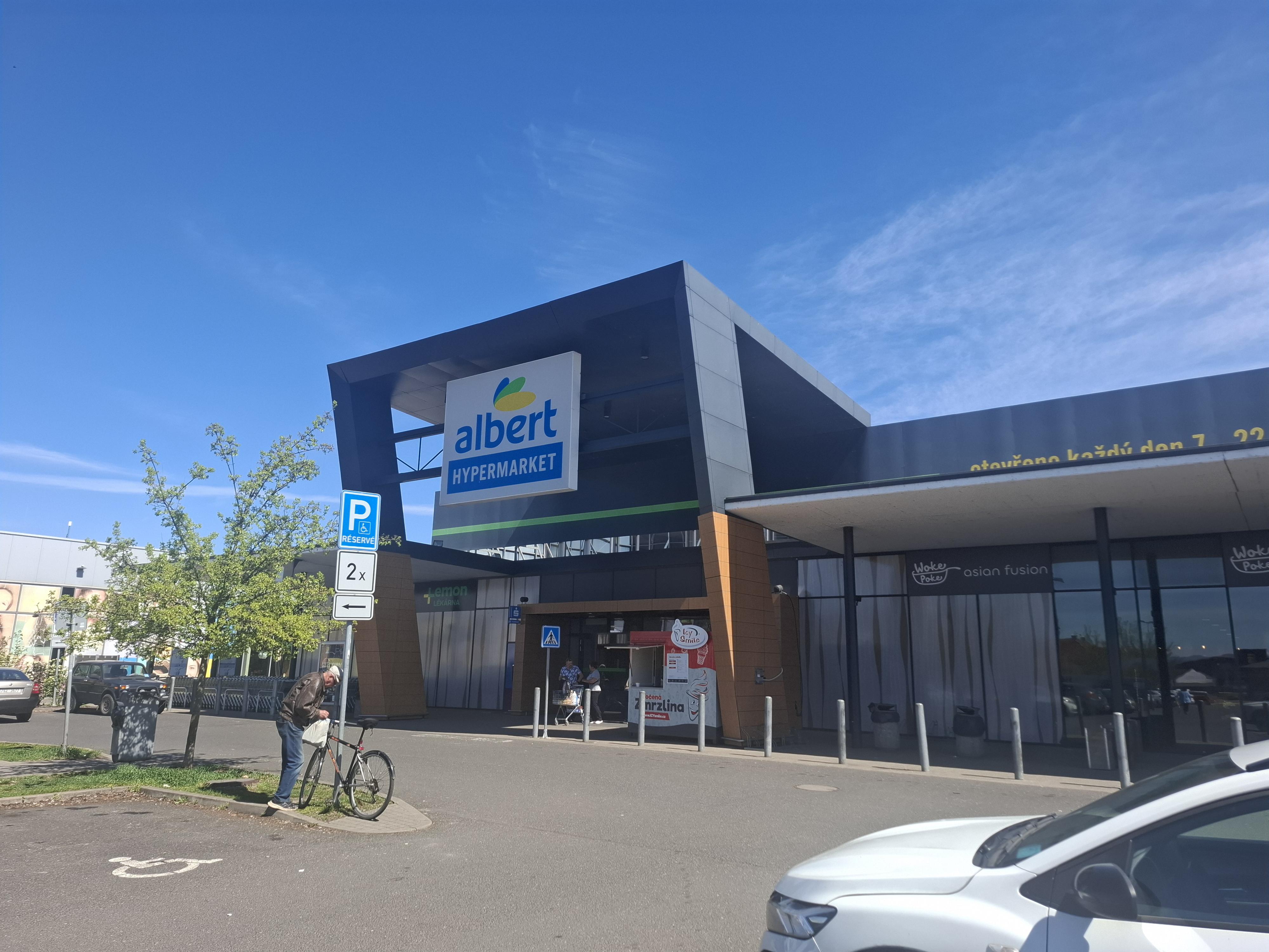 Albert Hypermarket foto 4