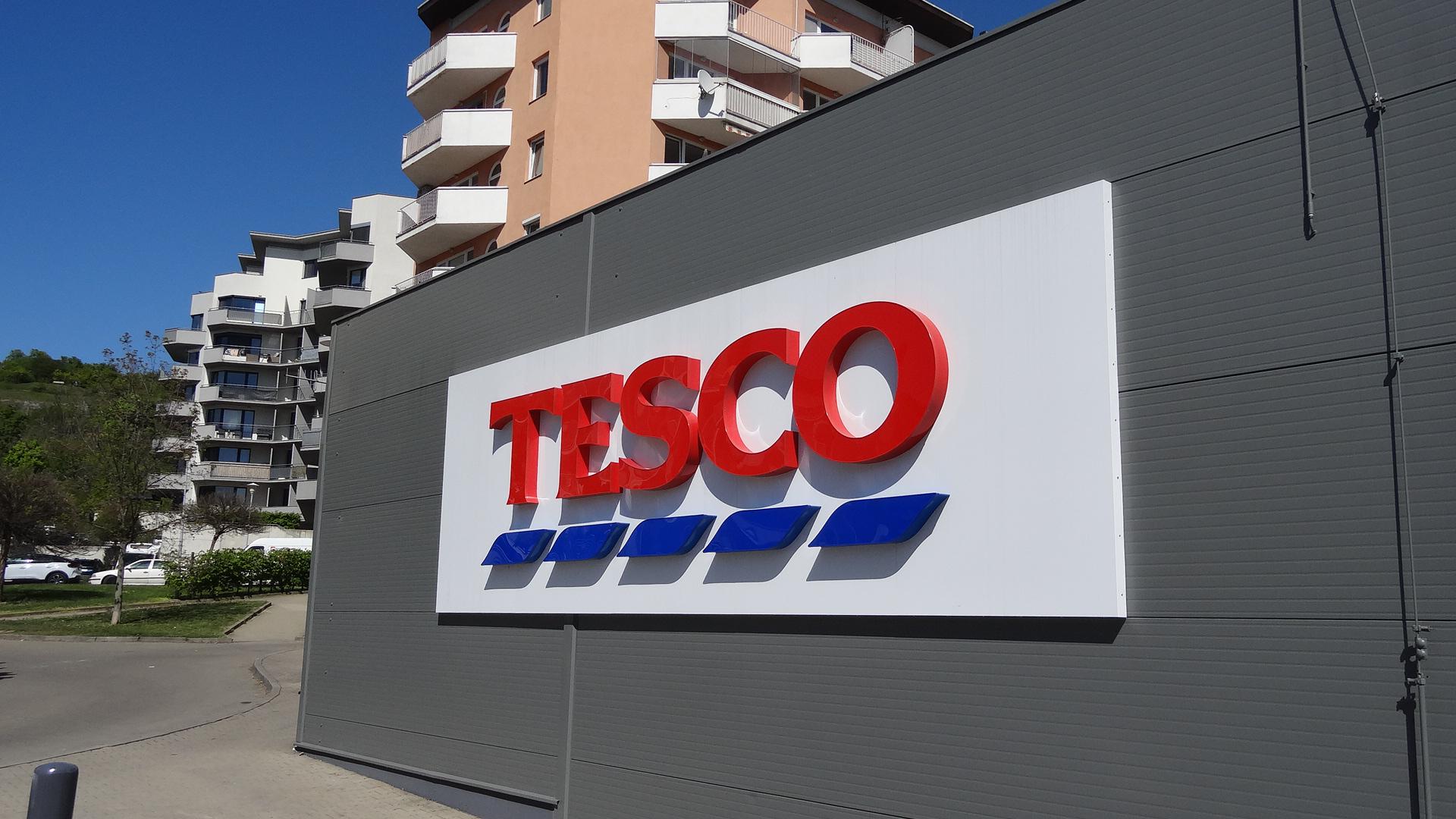 Tesco Supermarket foto 2