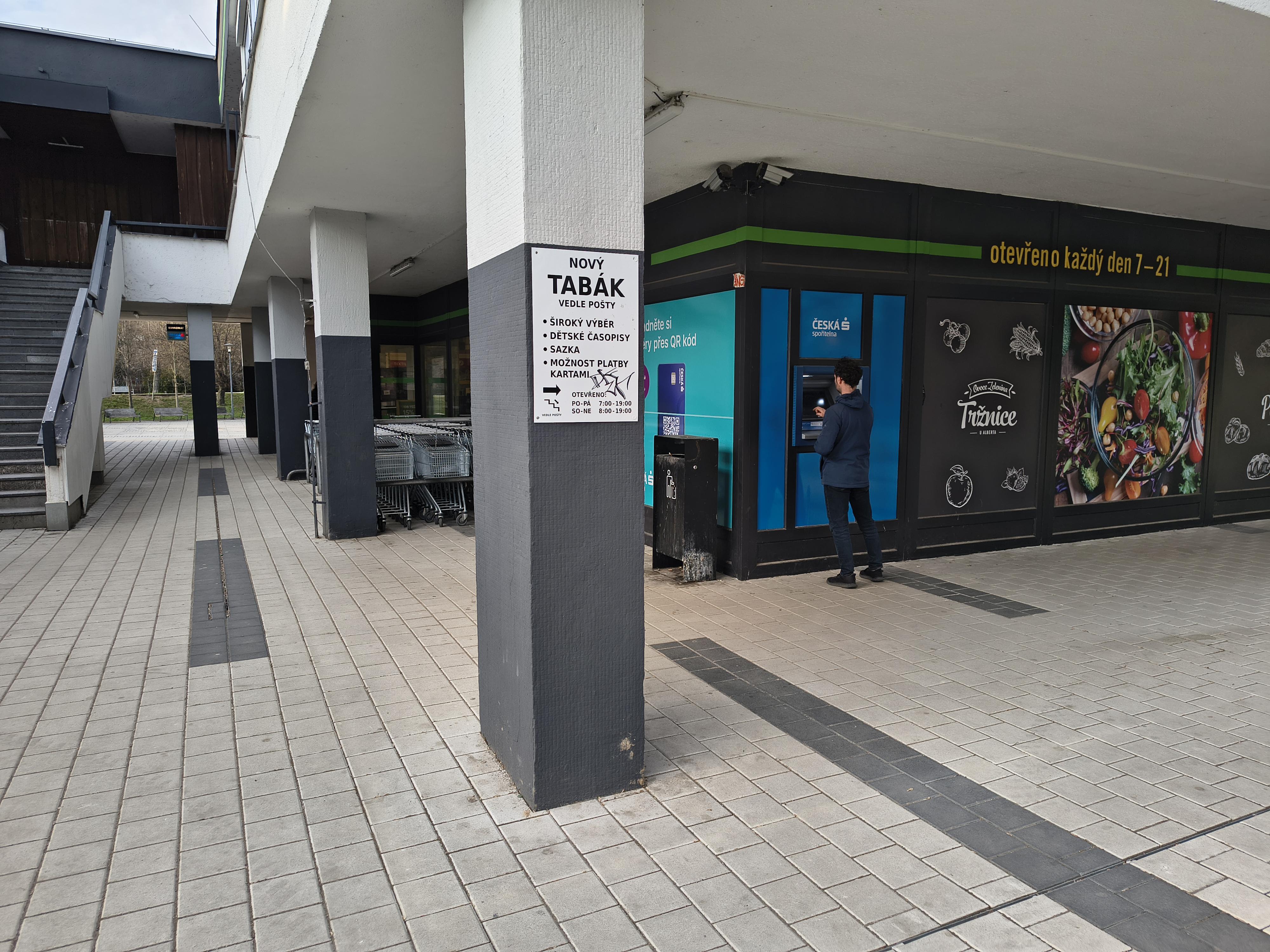 Bankomat České spořitelny foto 3