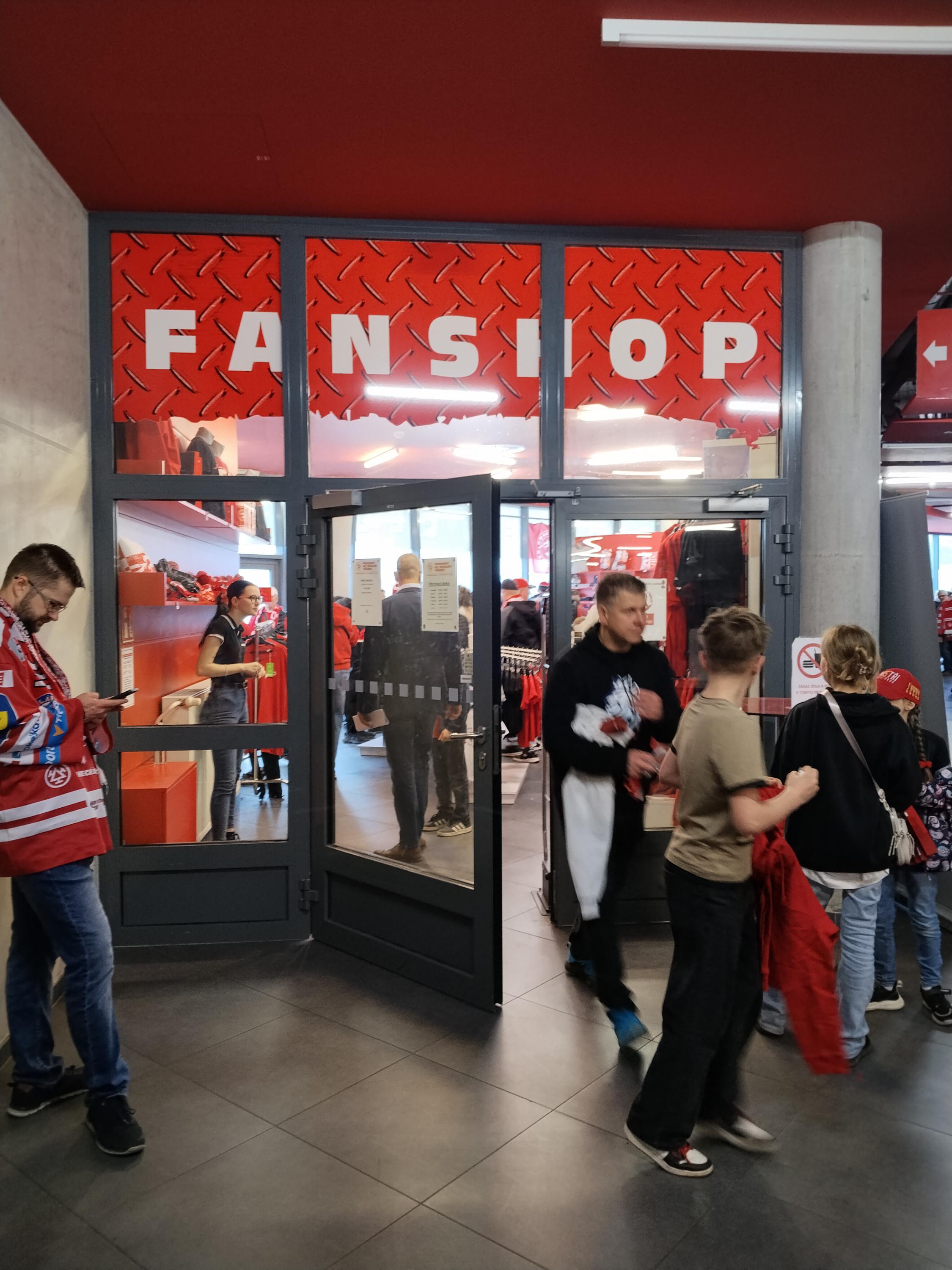 Fanshop HC Oceláři Třinec foto 3
