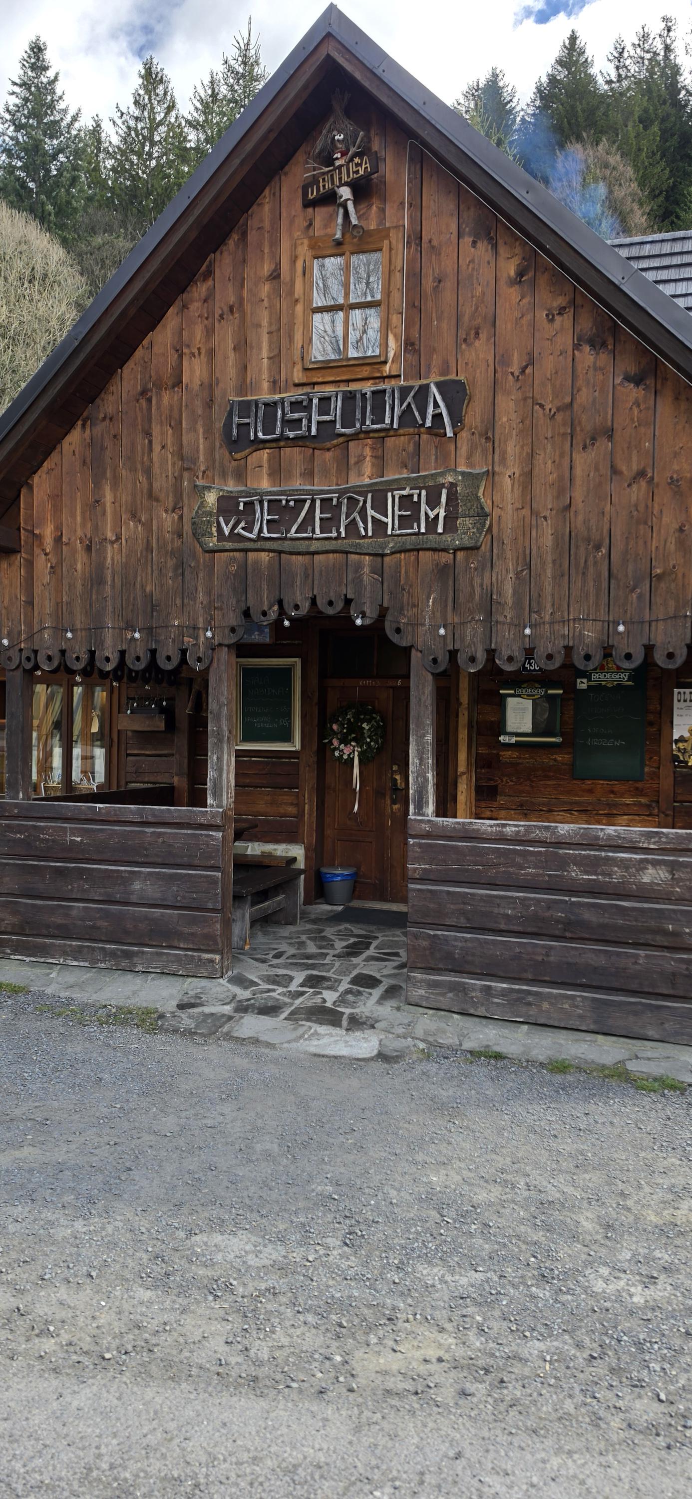 Hobovka - naše hospůdka v Jezerném foto 3