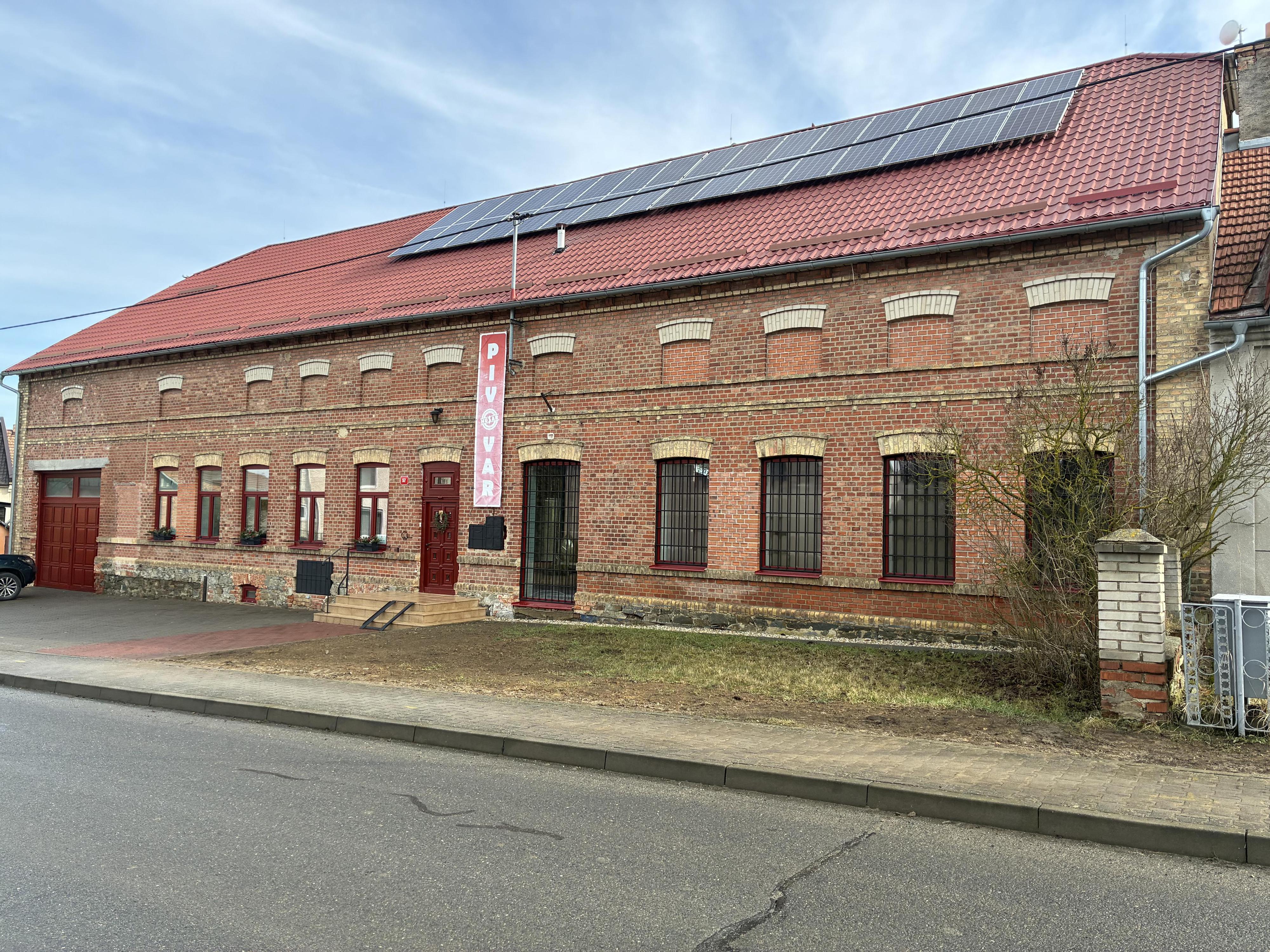 ŘEMESLNÝ PIVOVAR HUSAR foto 3