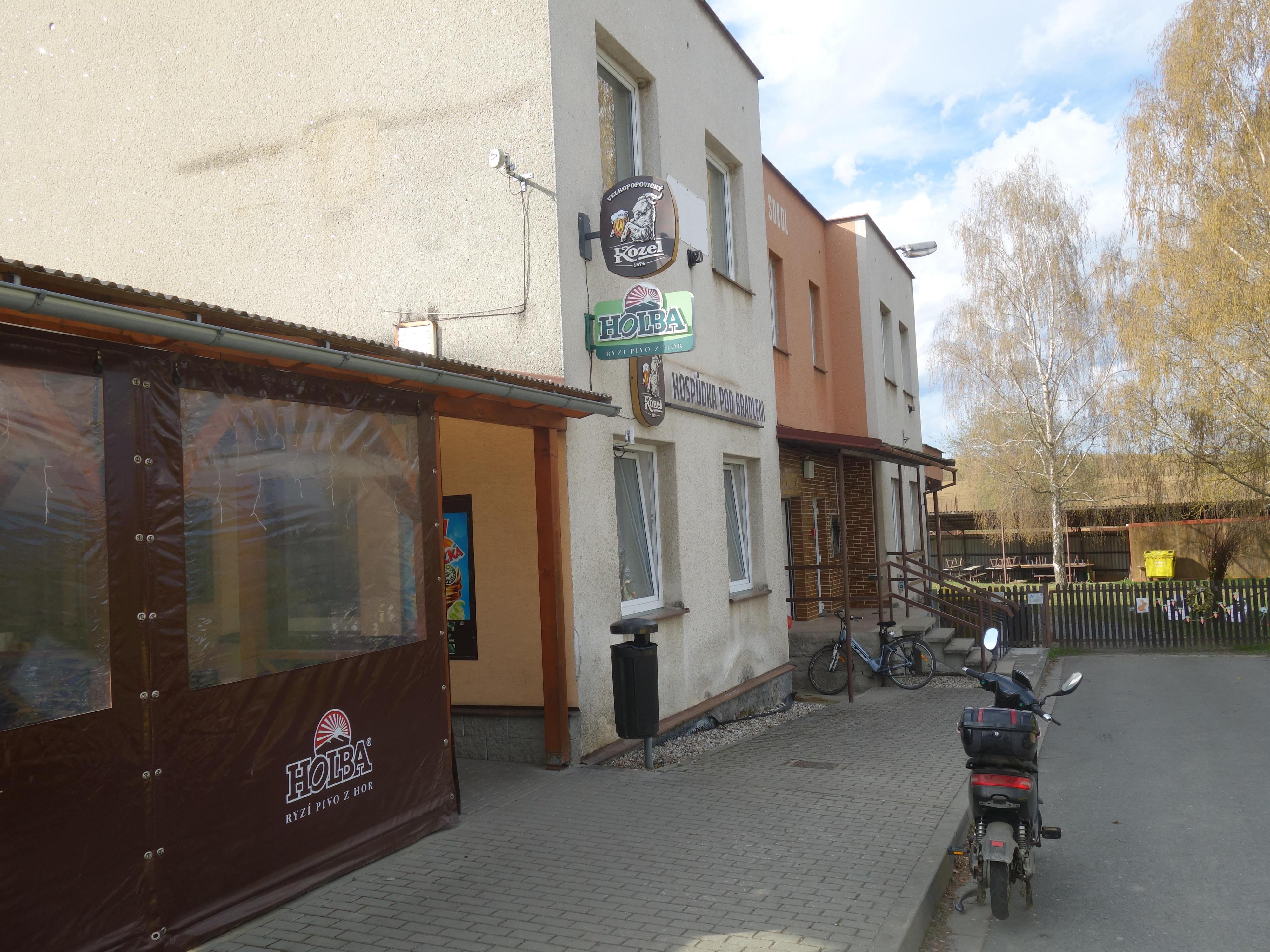 Hospůdka pod Bradlem foto 2