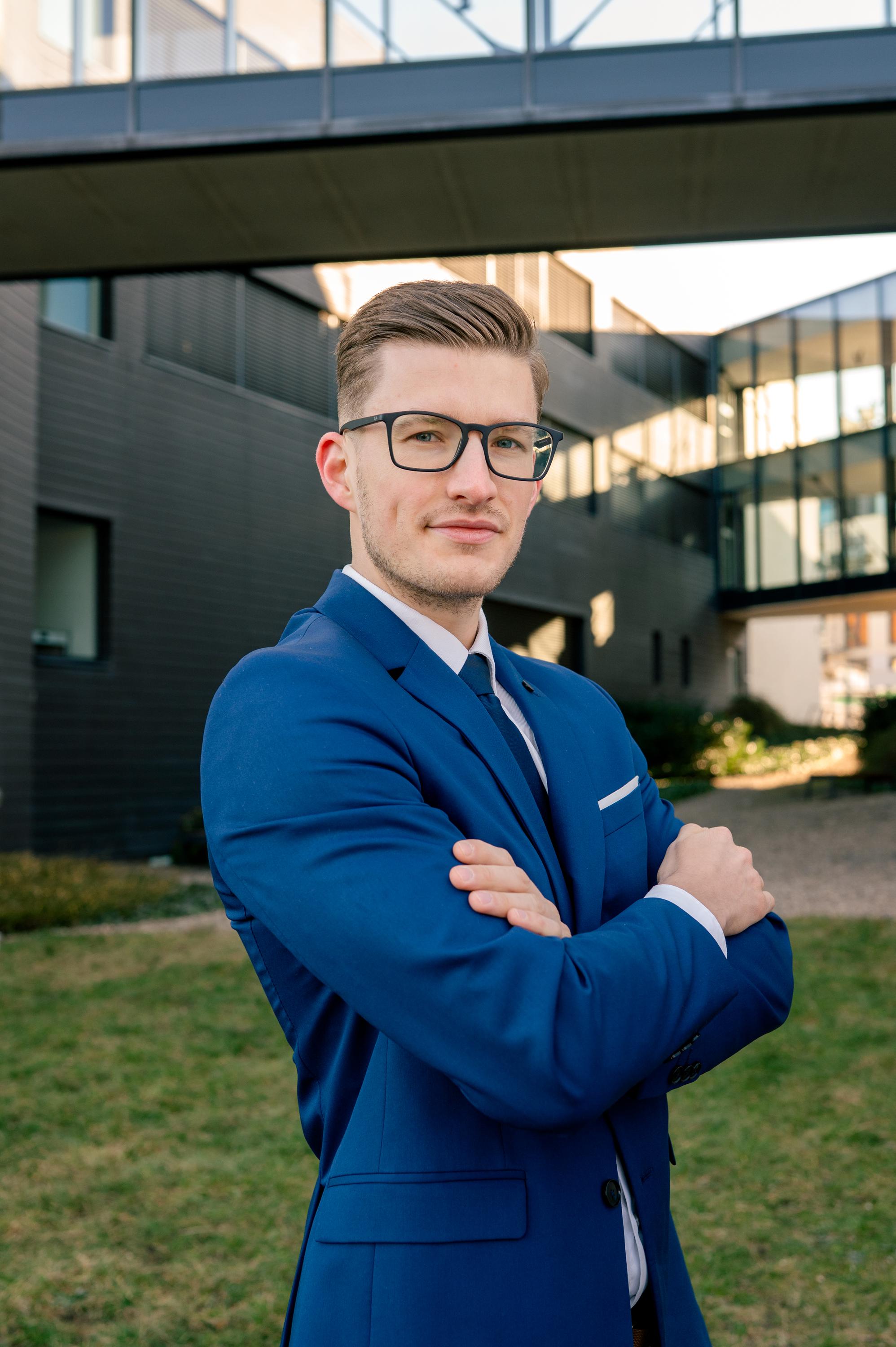 JUDr. Ondřej Siřínek, LL.M., advokát foto 2