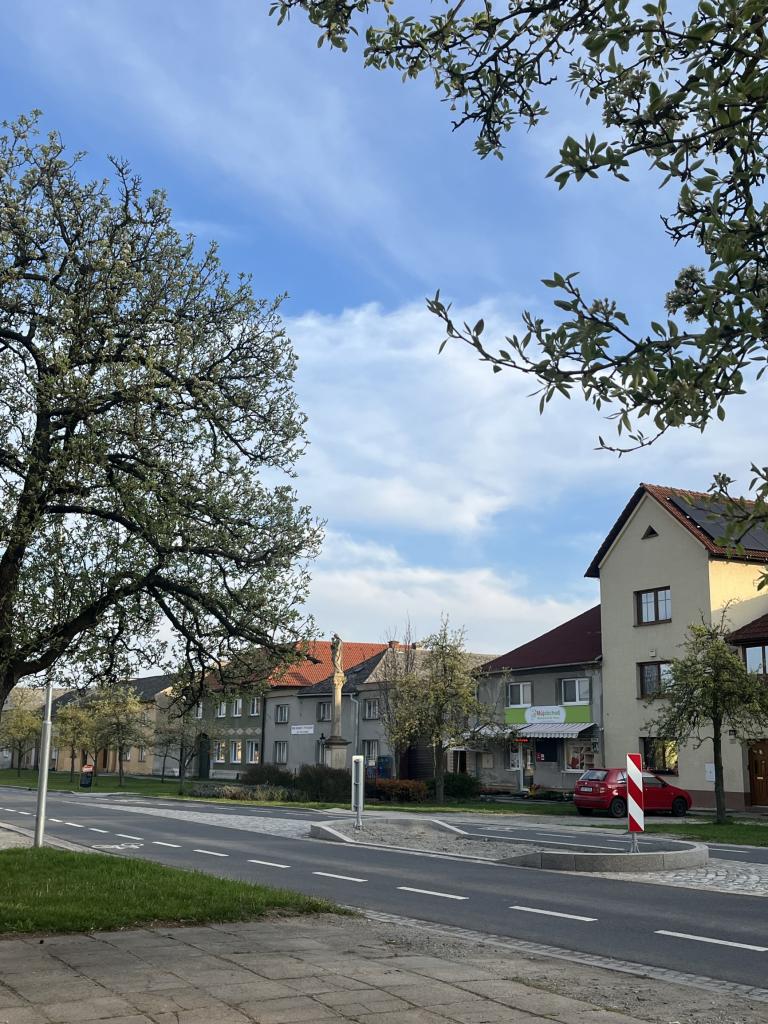 Moravičany - obecní úřad foto 5