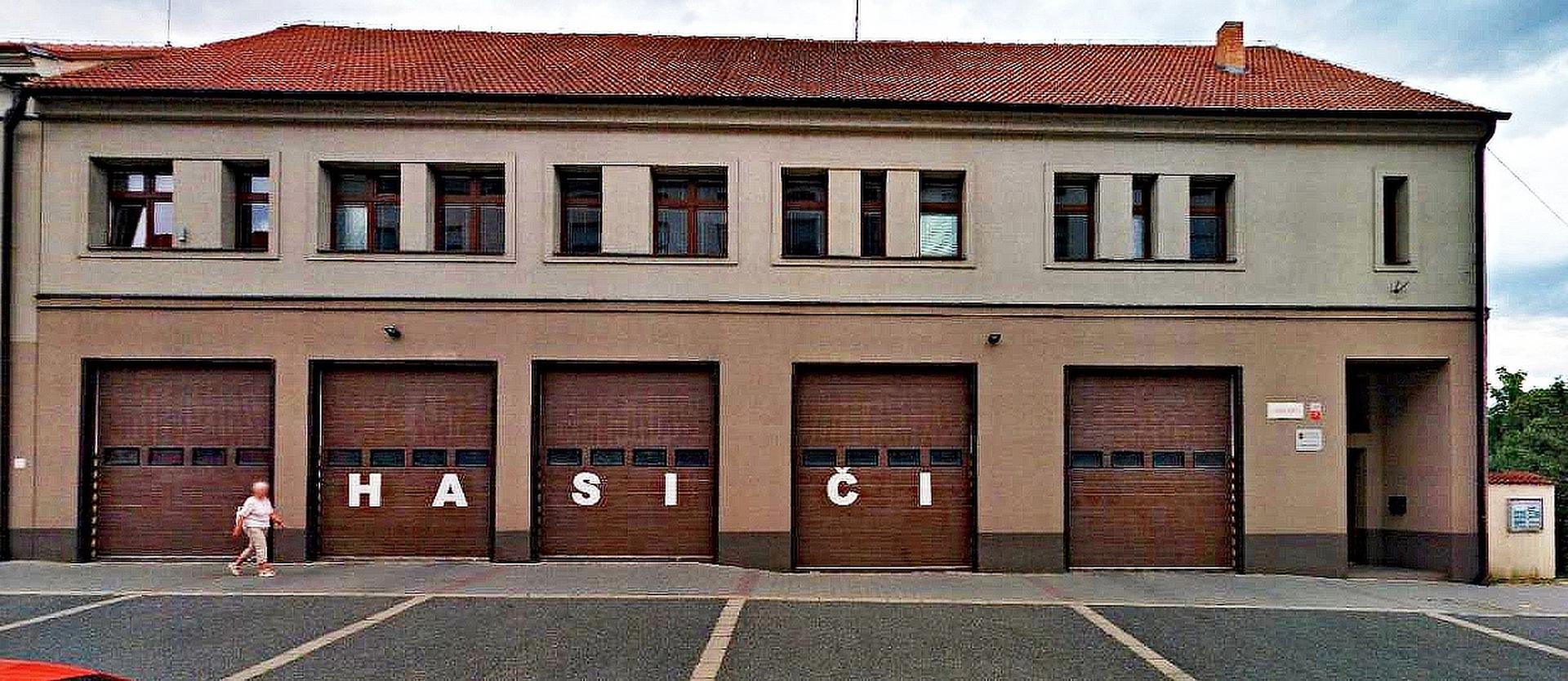 Hasičský záchranný sbor Jihomoravského kraje - Požární stanice Ivančice foto 2