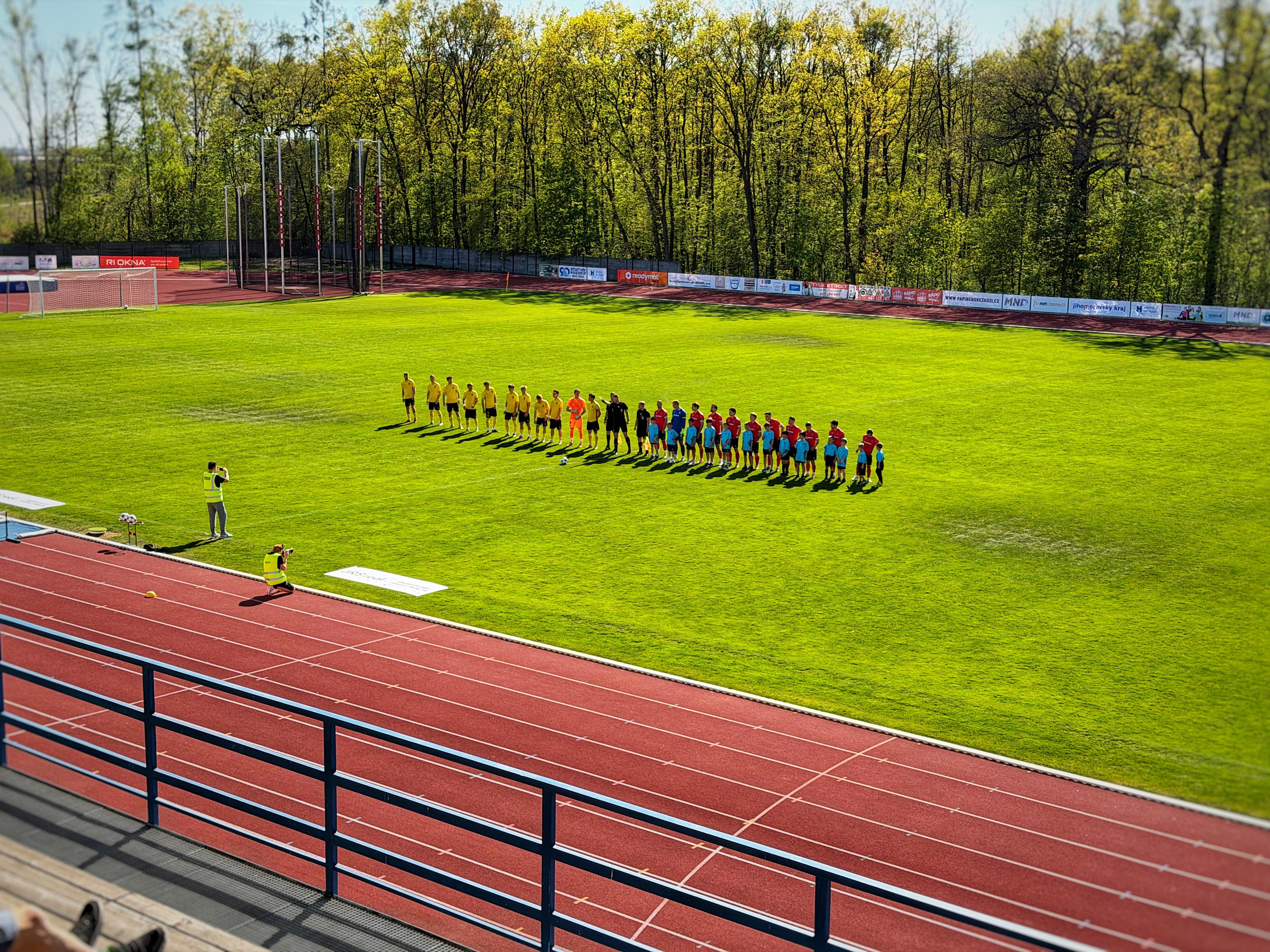 Stadion U Červených domků foto 3