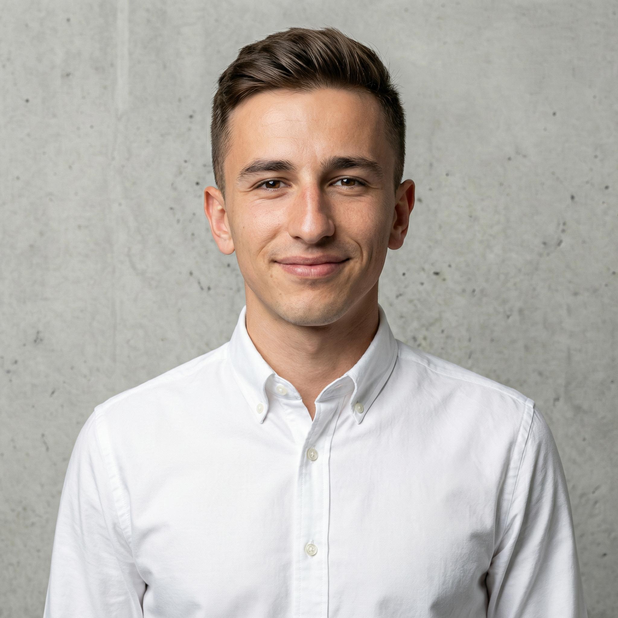 Filip Vorlíček - realitní makléř foto 2