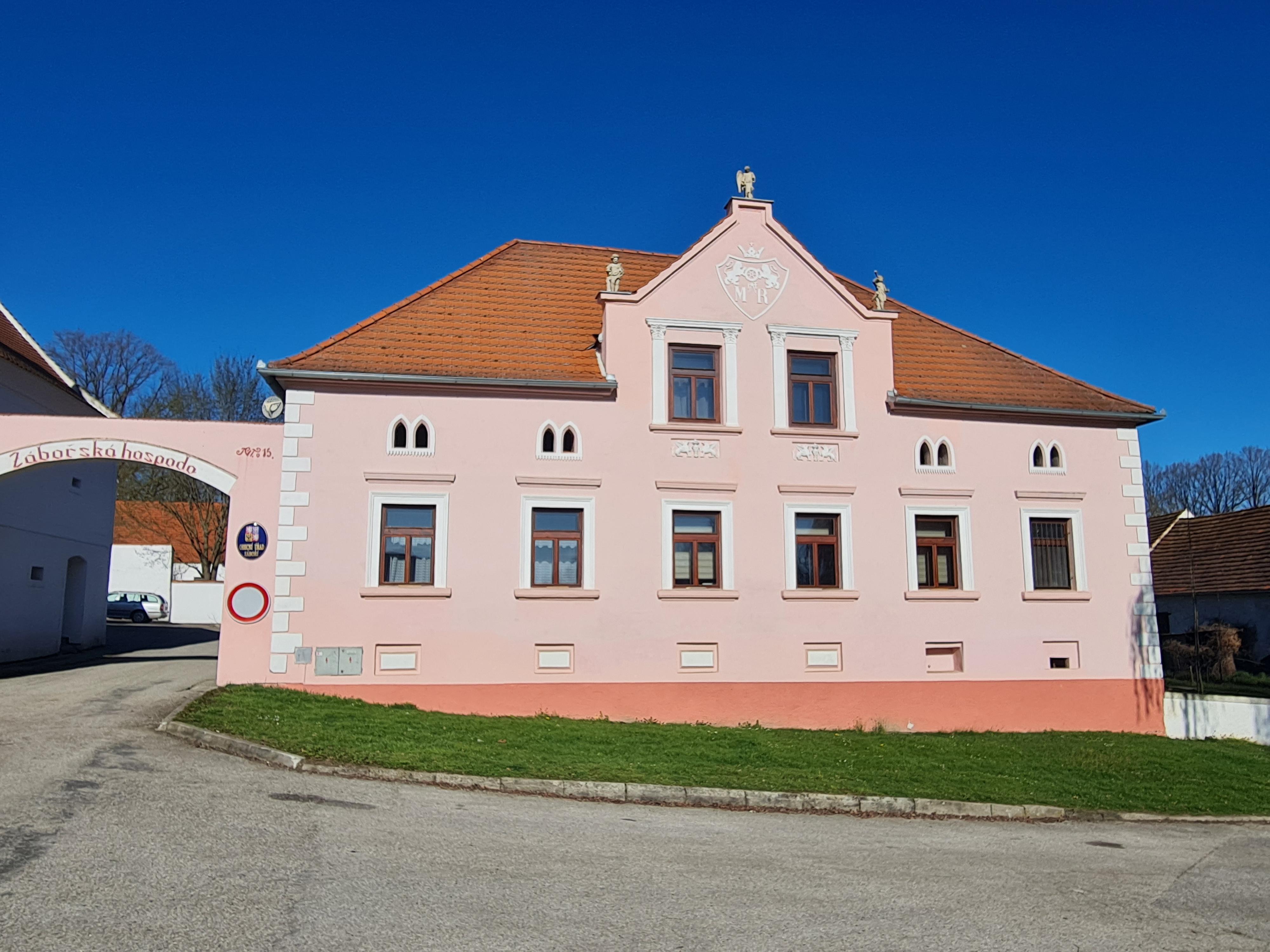 Záboří - obecní úřad foto 5