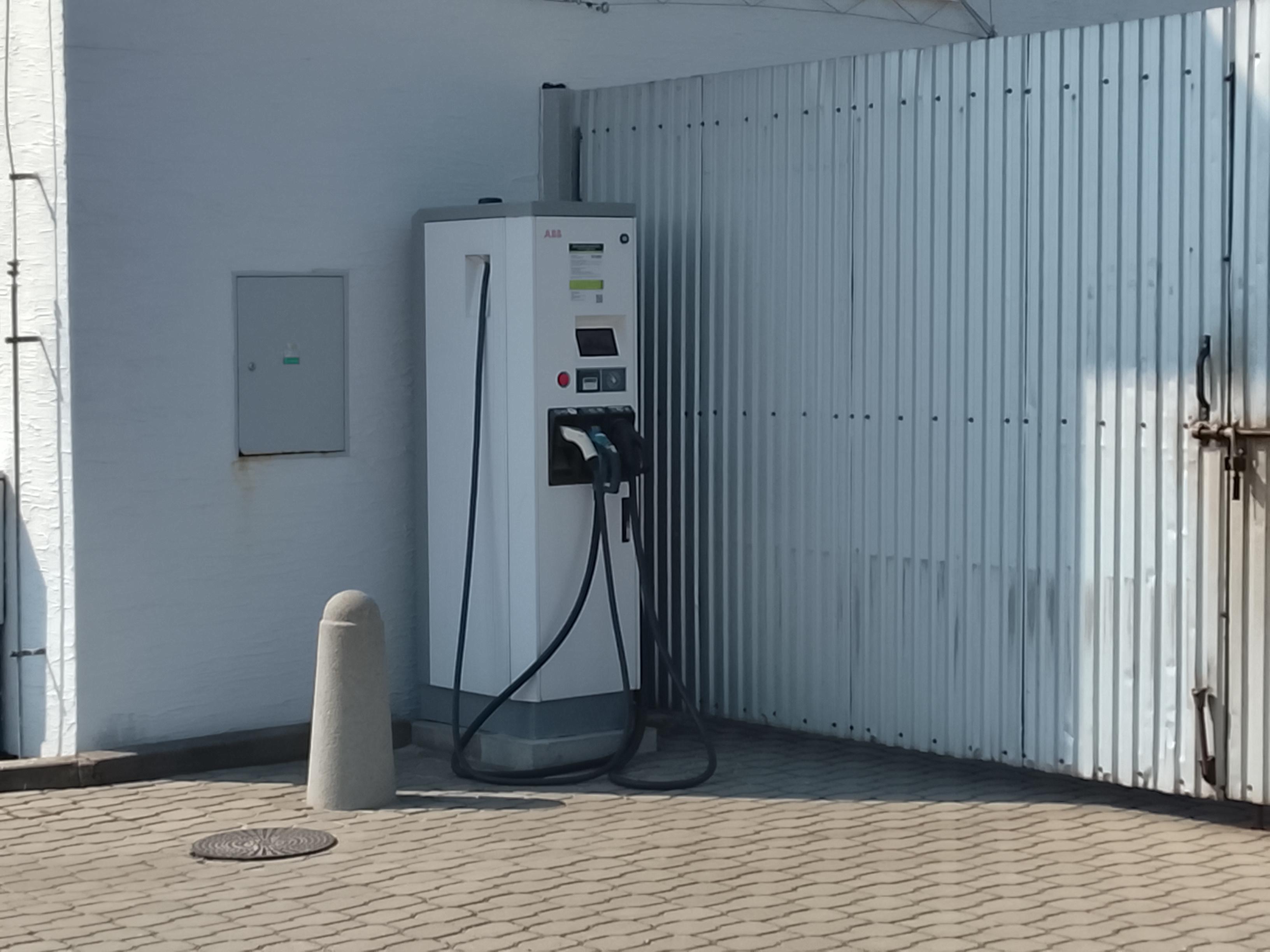 RAMI CZ s.r.o. - Nabíjecí stanice foto 4