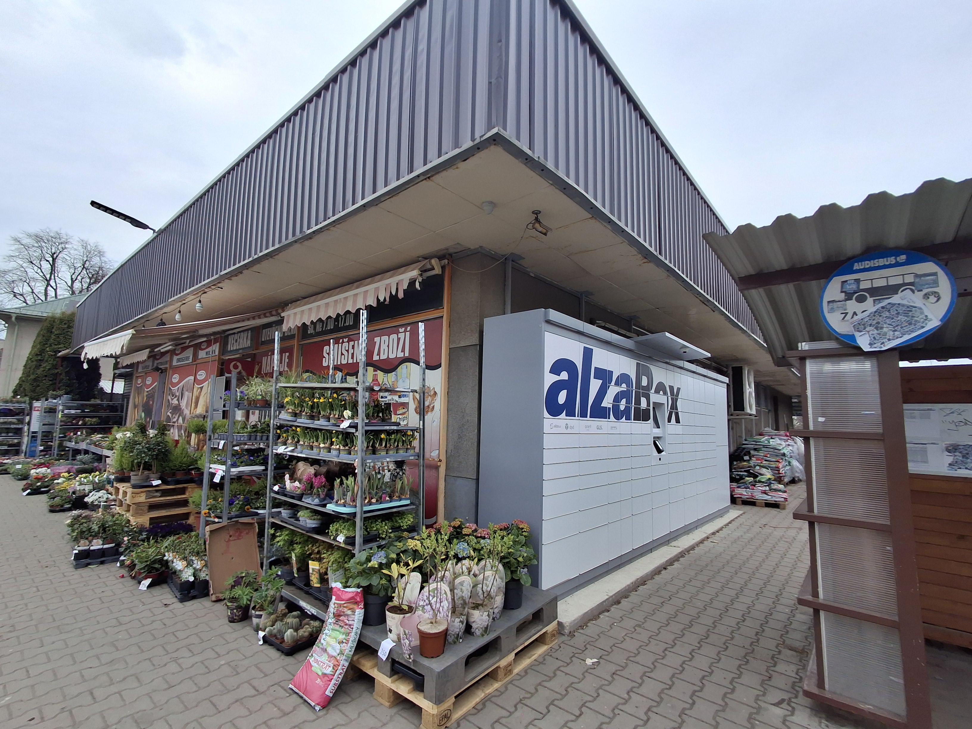 AlzaBox