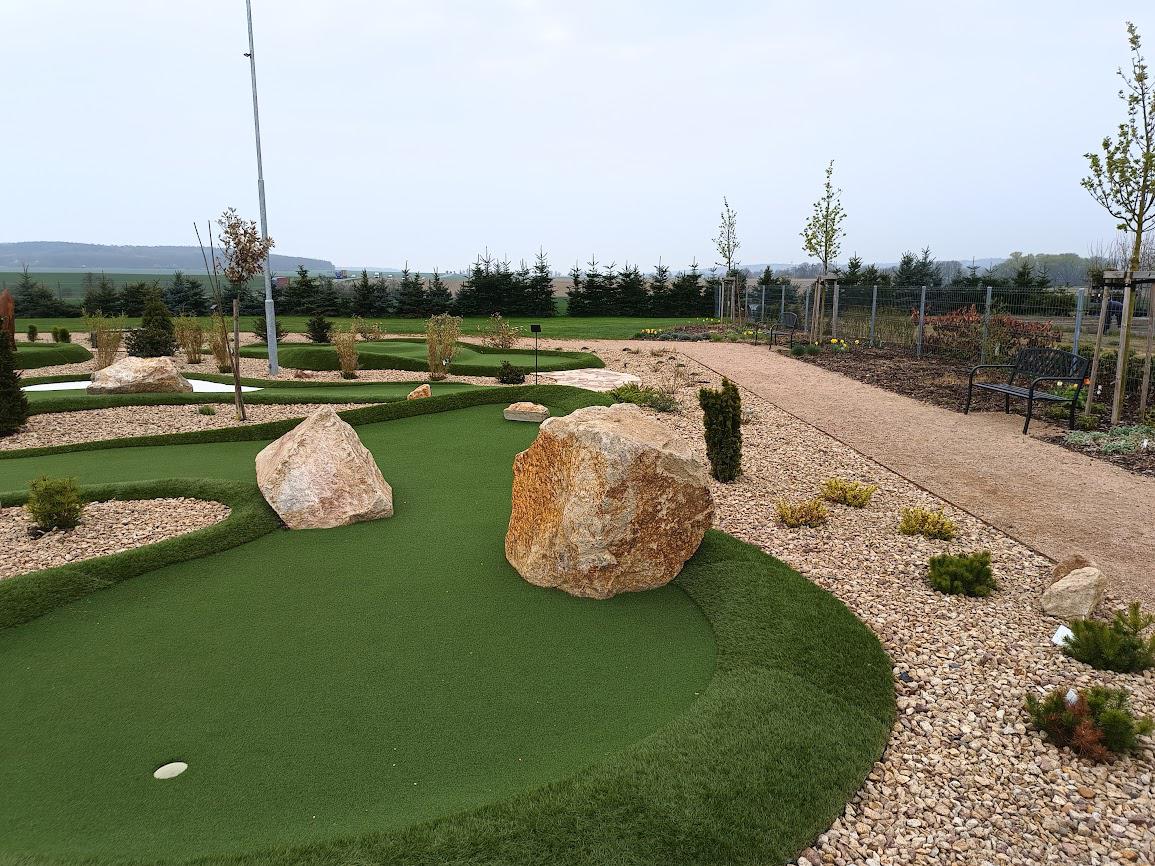 Adventure Golf Park - Zahradnictví Bratronice foto 5