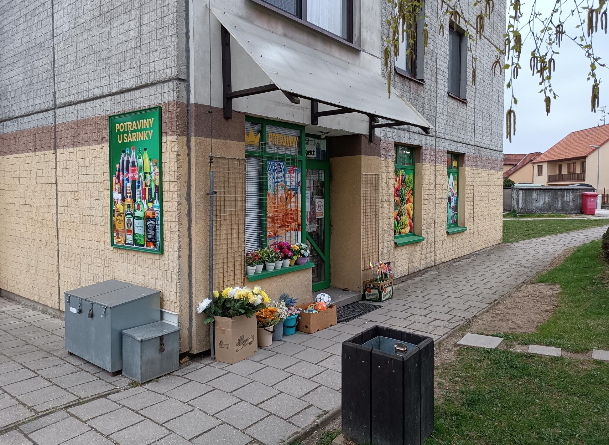 Potraviny sídliště Svatopluka Čecha foto 2