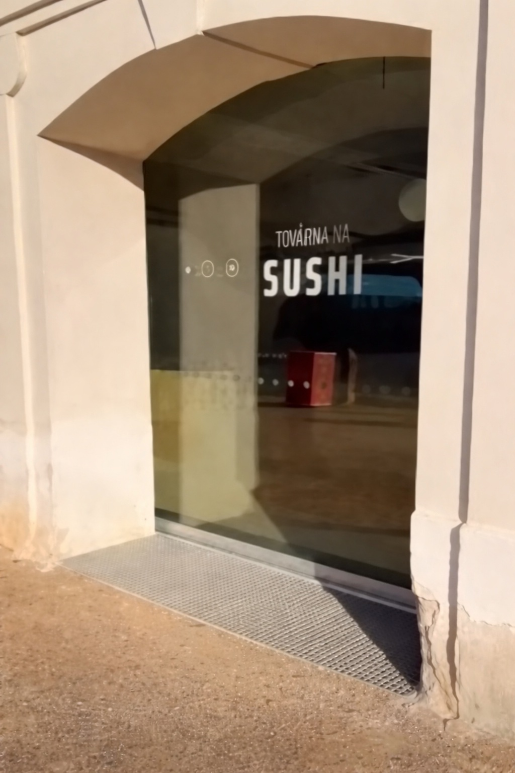 Továrna na SUSHI foto 3