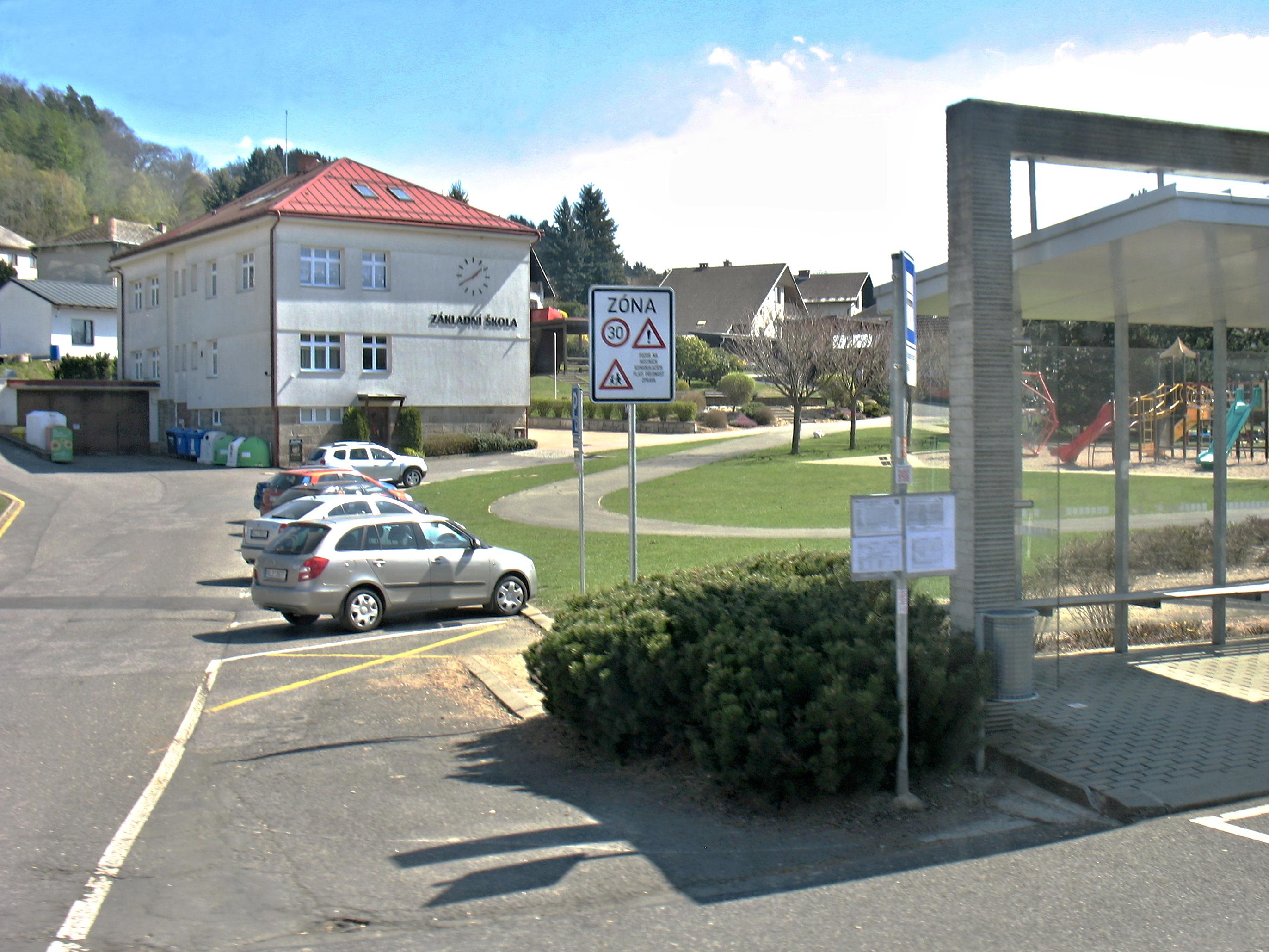 Základní škola Koberovy foto 5